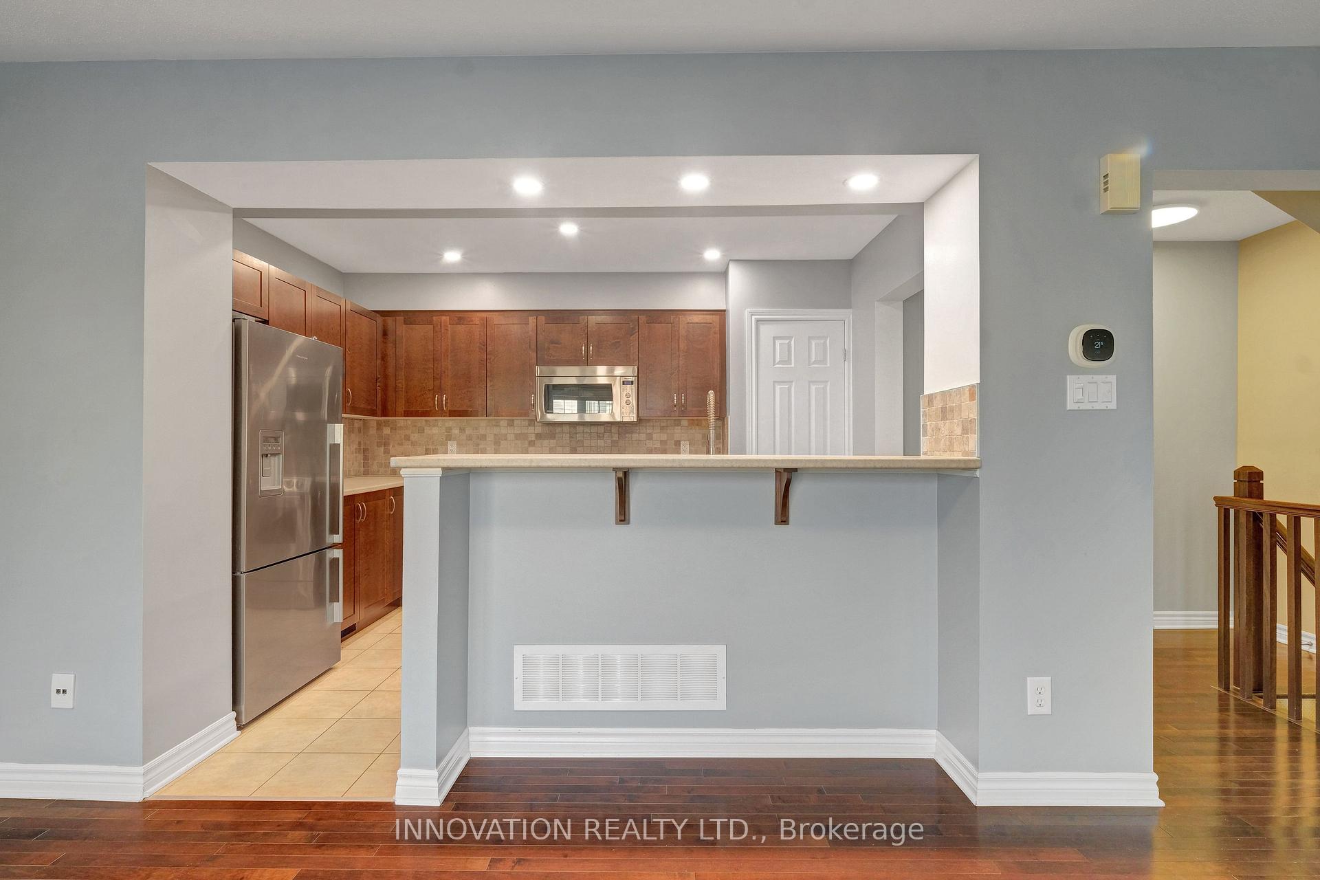 Photo 12 of 2082 Madrid Avenue, Ottawa, Barrhaven - Heritage Park — HOMEH