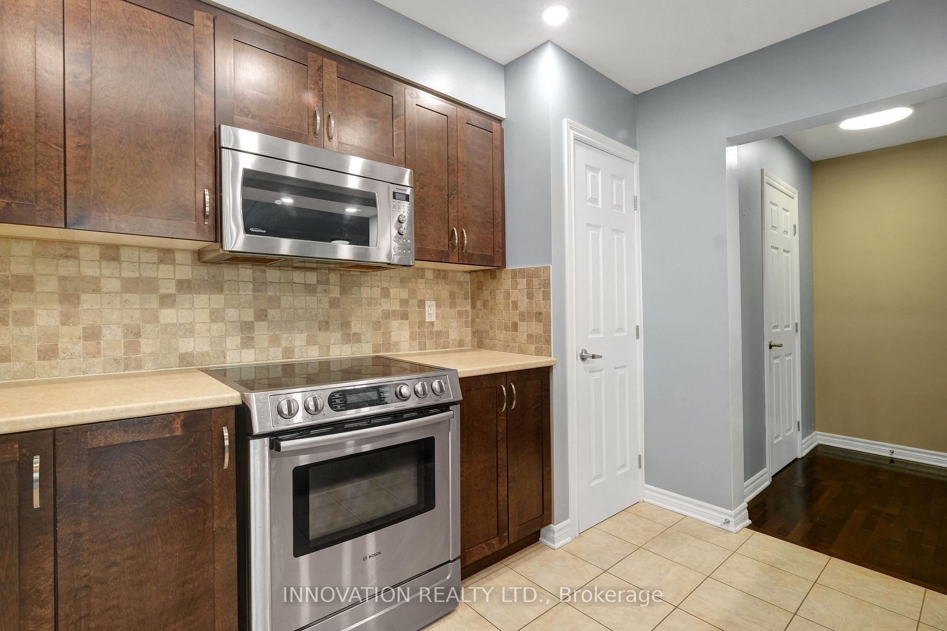 Photo 14 of 2082 Madrid Avenue, Ottawa, Barrhaven - Heritage Park — HOMEH