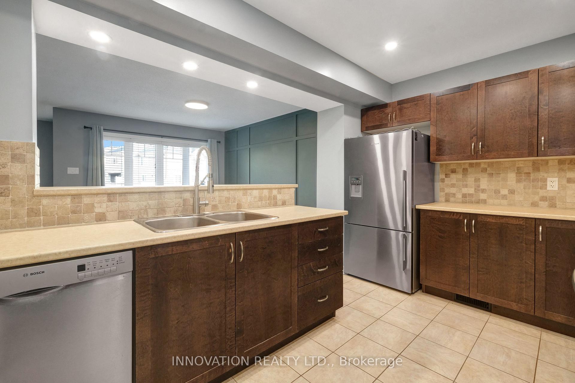 Photo 17 of 2082 Madrid Avenue, Ottawa, Barrhaven - Heritage Park — HOMEH