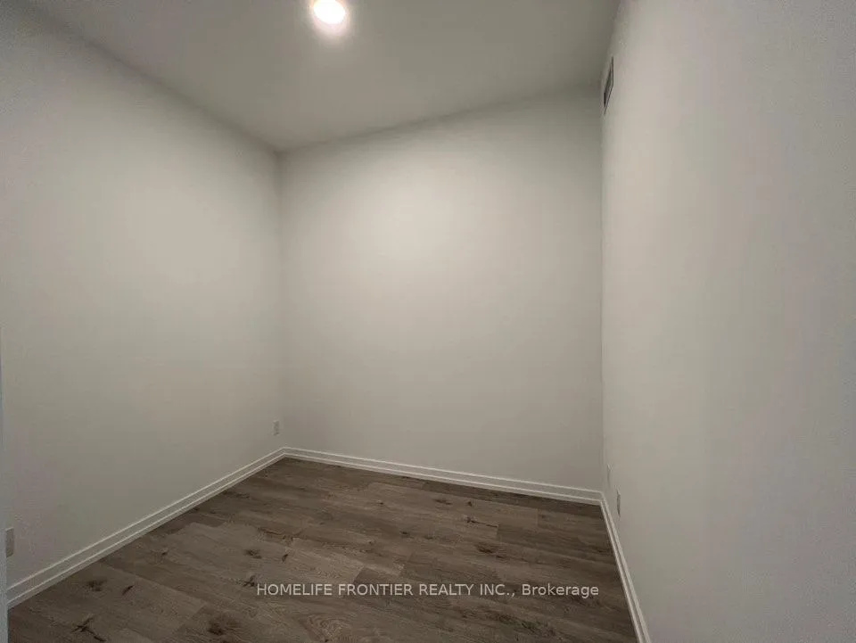 Photo 8 of Unit 3303, 7890 Jane Street, Vaughan, Vaughan Corporate Centre — HOMEH