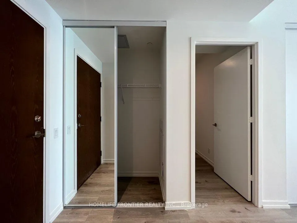 Photo 9 of Unit 3303, 7890 Jane Street, Vaughan, Vaughan Corporate Centre — HOMEH