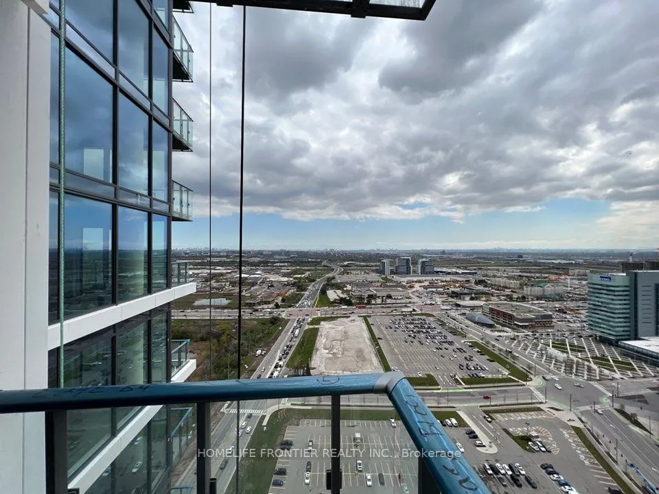 Photo 11 of Unit 3303, 7890 Jane Street, Vaughan, Vaughan Corporate Centre — HOMEH