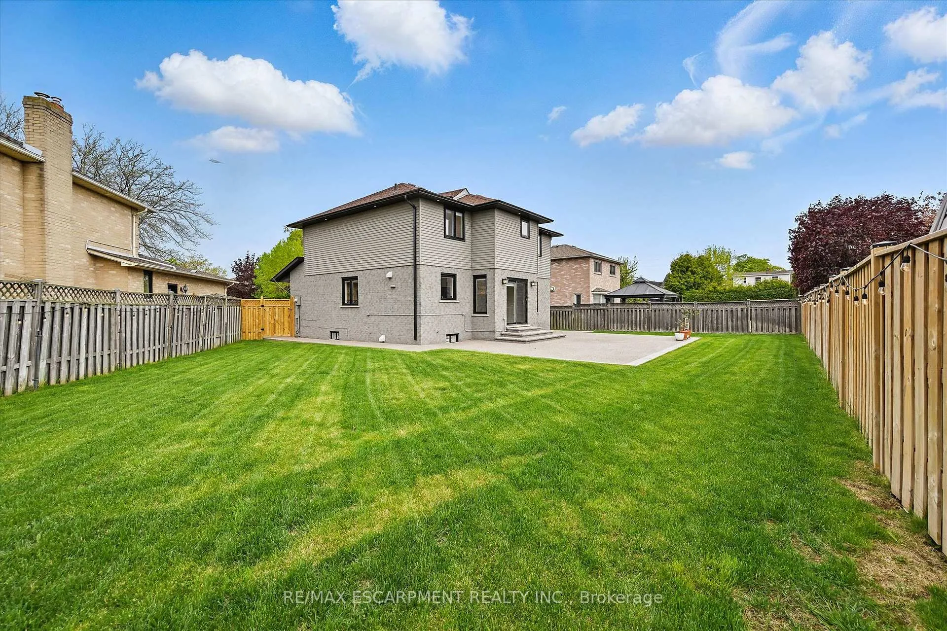 Photo 40 of 7 Grandview Avenue, Hamilton, Lakeshore — HOMEH