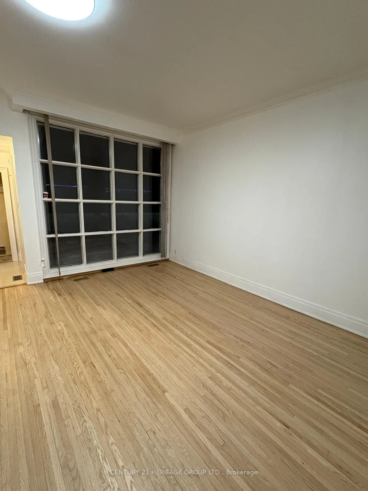 Photo 14 of Unit MAIN, 9 Dunham Crescent, Aurora, Aurora Heights — HOMEH