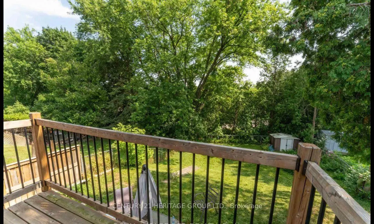 Photo 26 of Unit MAIN, 9 Dunham Crescent, Aurora, Aurora Heights — HOMEH