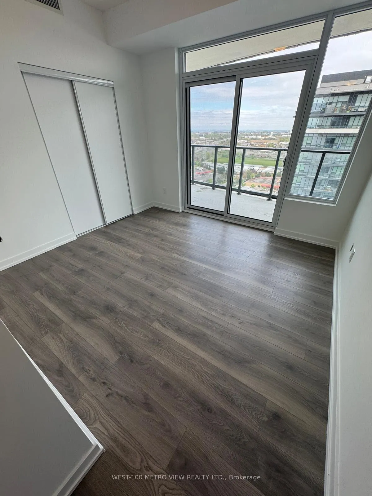 Photo 3 of Unit 2708, 1435 Celebration Drive, Pickering, Bay Ridges — HOMEH