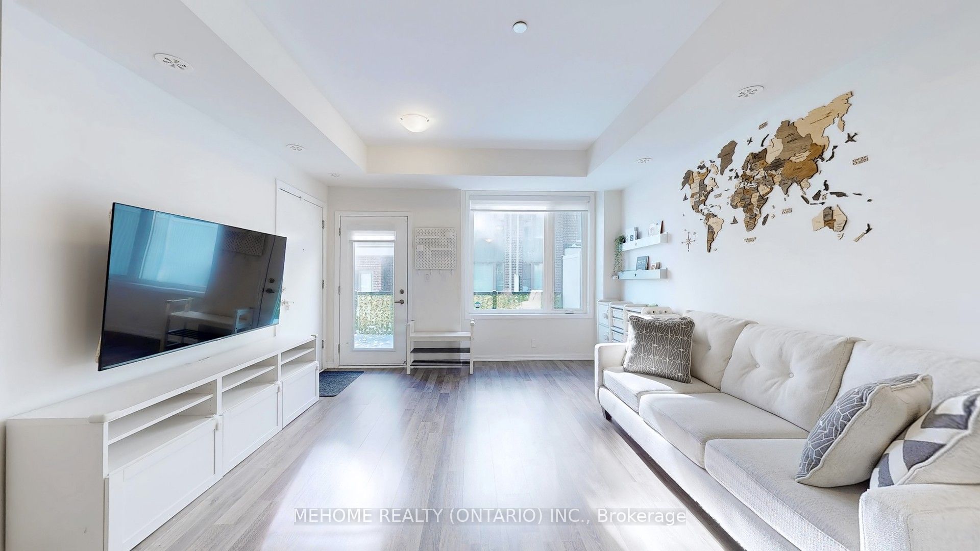 Photo 6 of Unit 203, 1460 Whites Road, Pickering, Dunbarton — HOMEH