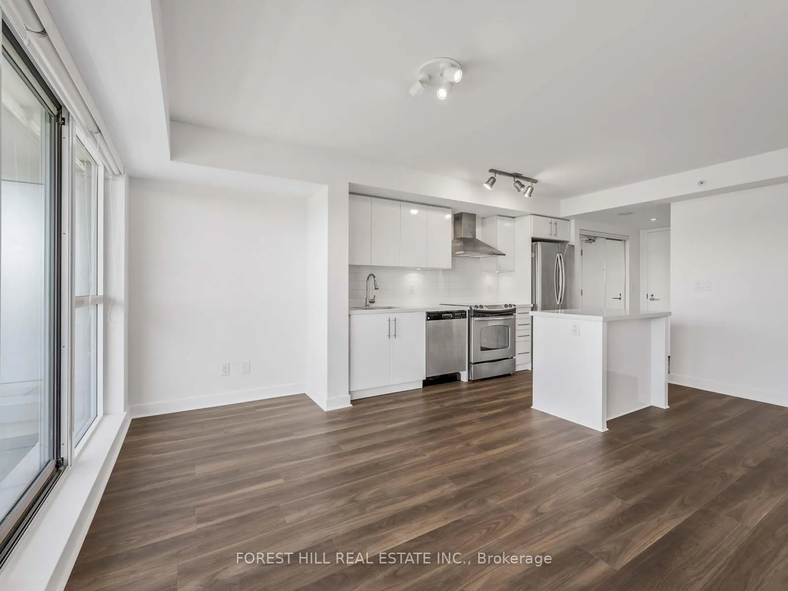 Photo 8 of Unit 510, 58 Orchard View Boulevard, Toronto, Yonge-Eglinton — HOMEH