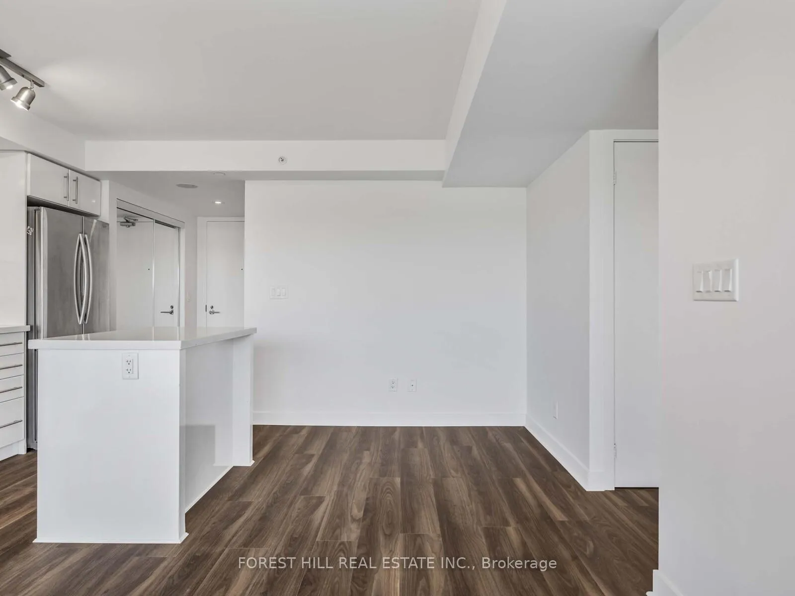 Photo 10 of Unit 510, 58 Orchard View Boulevard, Toronto, Yonge-Eglinton — HOMEH