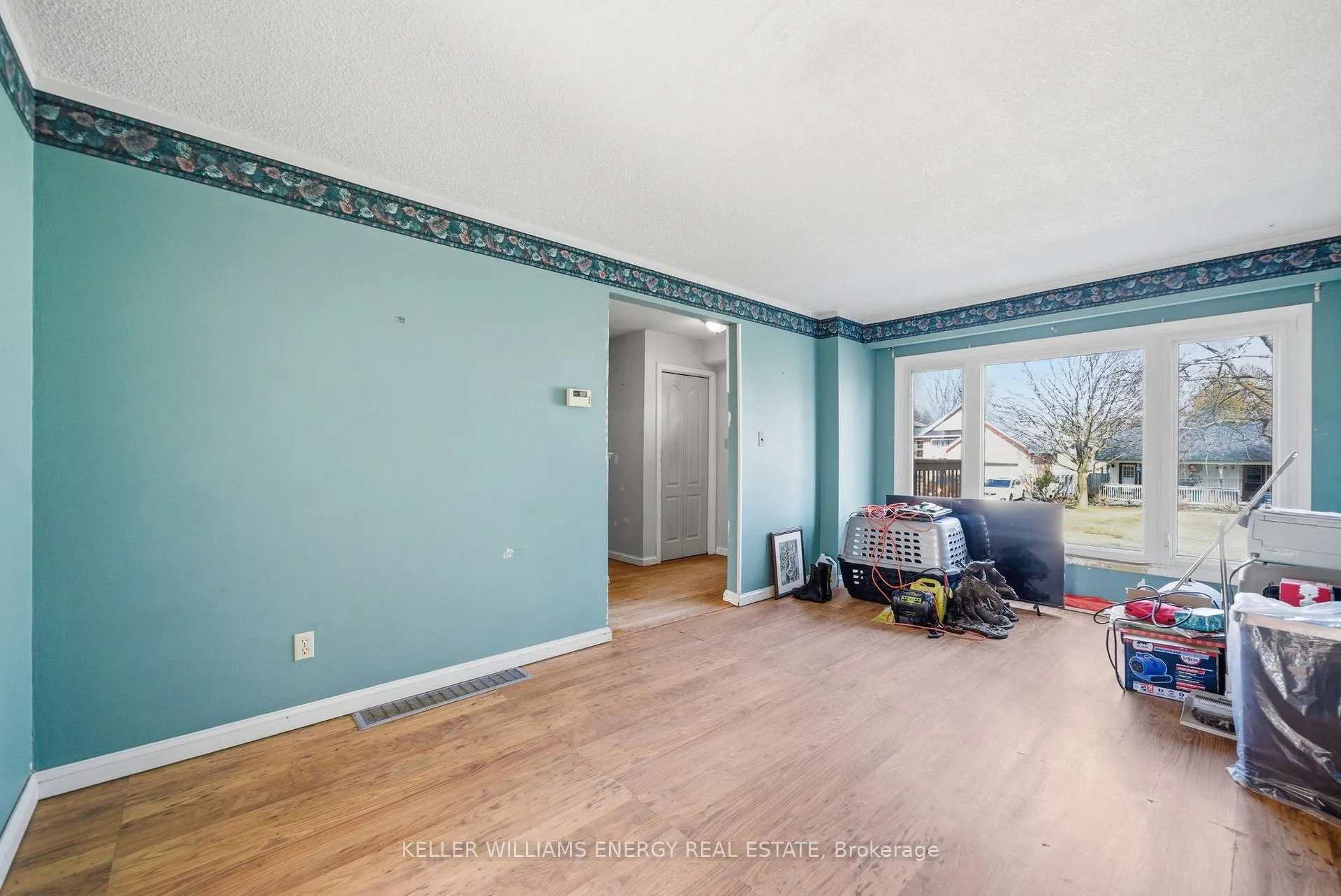 Photo 11 of 428 Lesabre Street, Oshawa, Eastdale — HOMEH