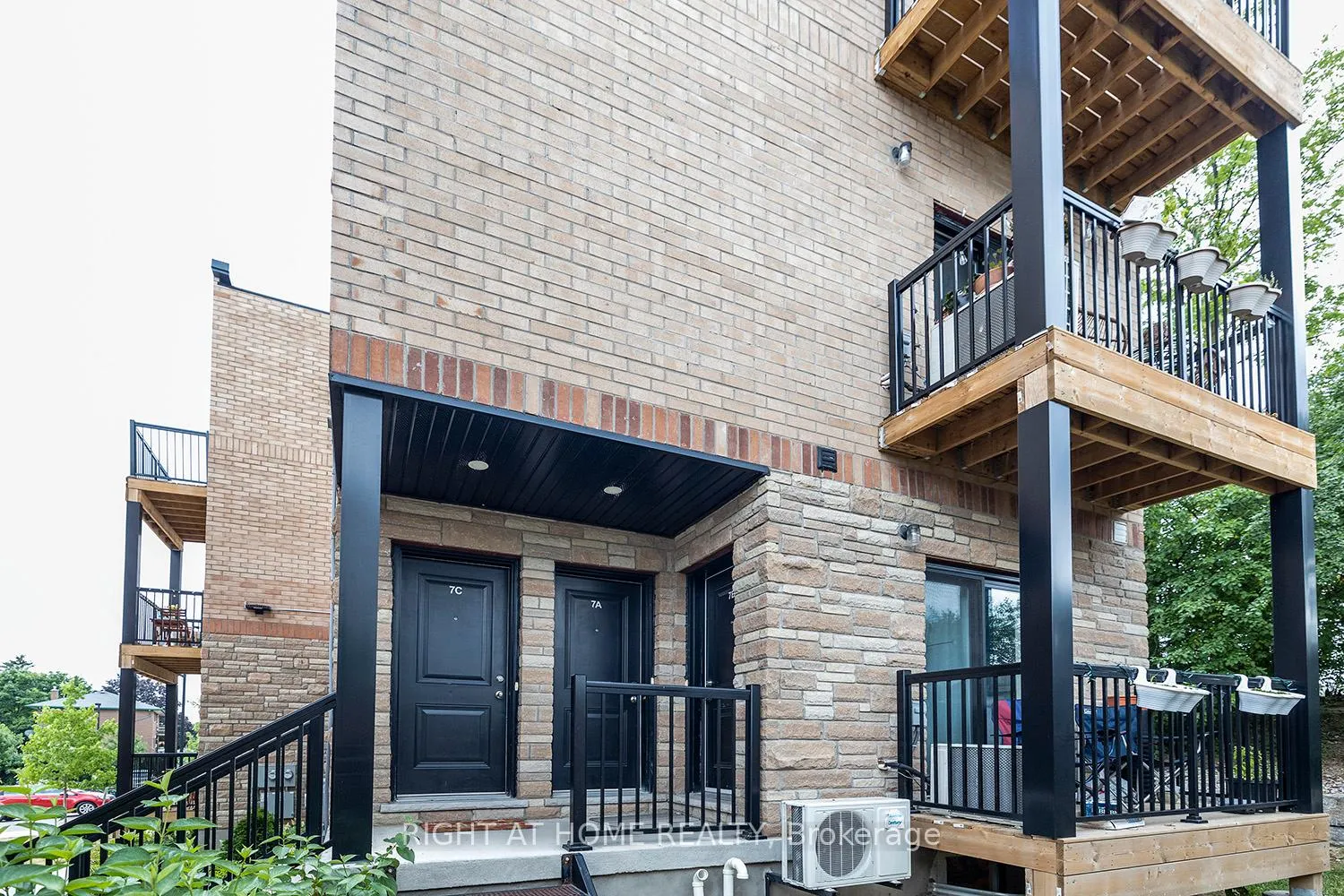 Photo 3 of Unit 7A, 164 Heiman St Street, Kitchener — HOMEH