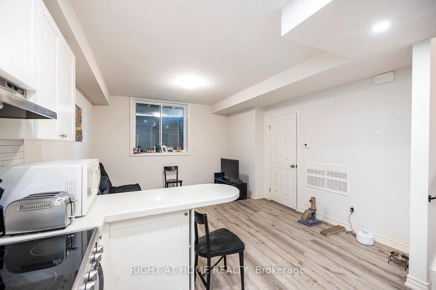 Photo 7 of Unit 7A, 164 Heiman St Street, Kitchener — HOMEH