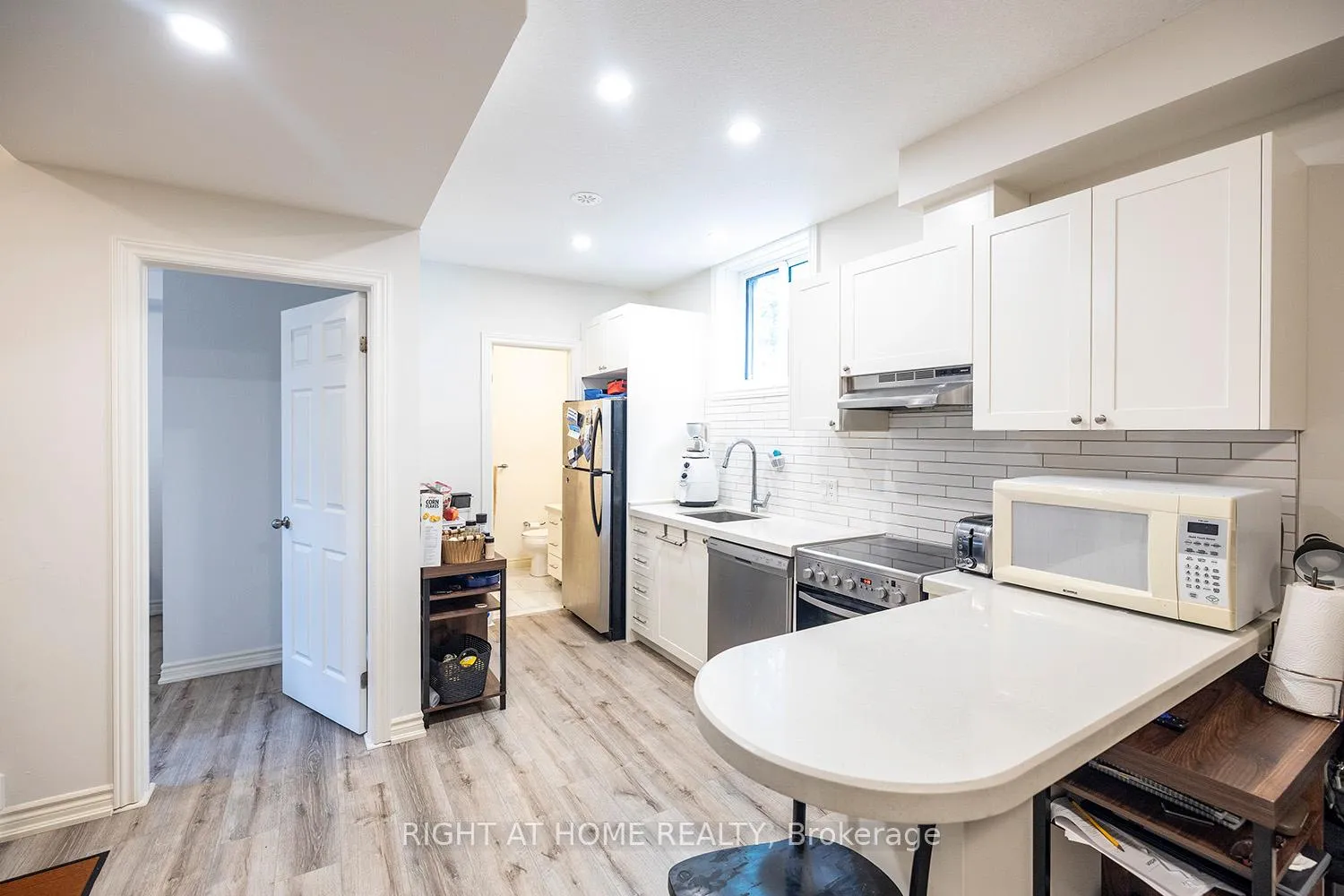 Photo 8 of Unit 7A, 164 Heiman St Street, Kitchener — HOMEH