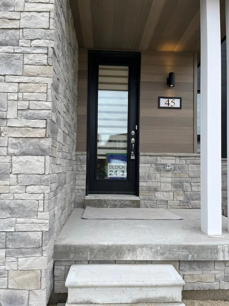 Photo 2 of 45 Eberhardt Drive E, Wasaga Beach — HOMEH