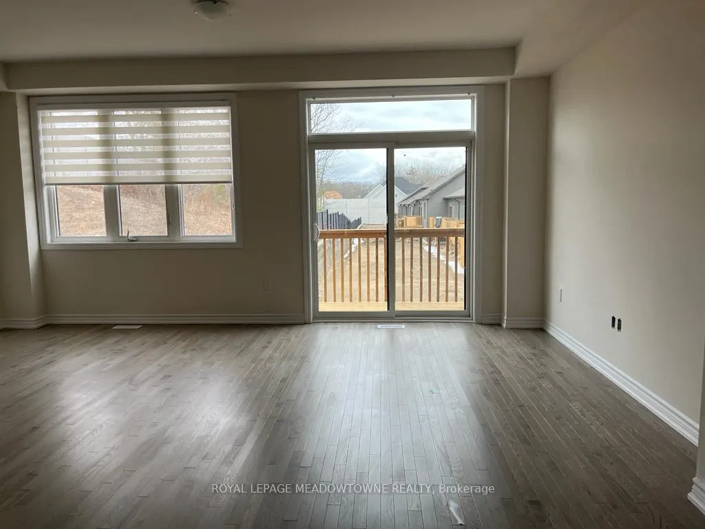 Photo 9 of 45 Eberhardt Drive E, Wasaga Beach — HOMEH