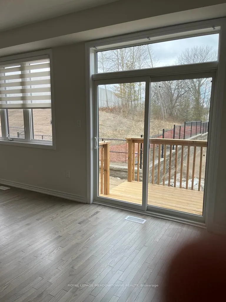 Photo 10 of 45 Eberhardt Drive E, Wasaga Beach — HOMEH