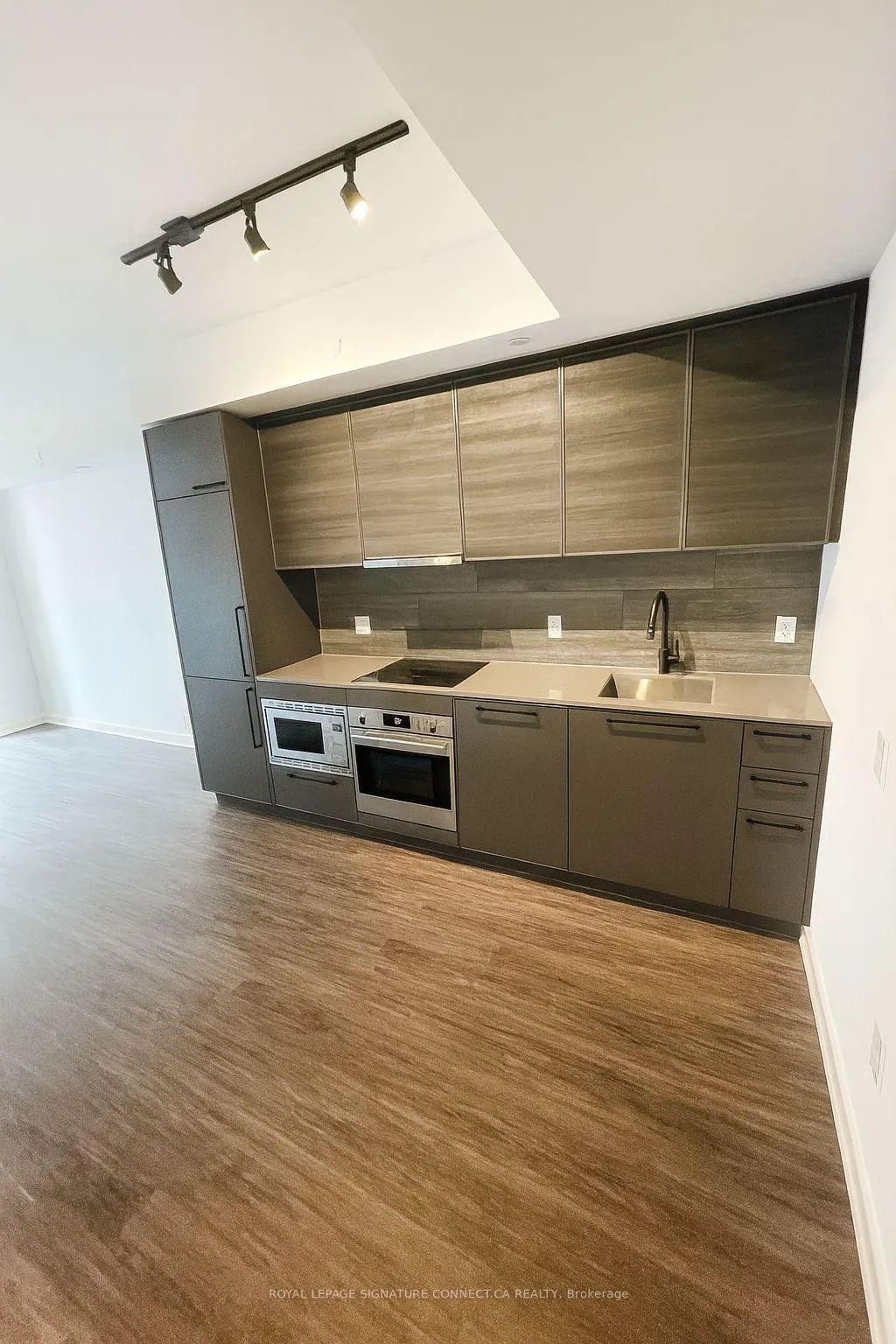 Photo 12 of Unit 435, 1050 Eastern Avenue, Toronto, Greenwood-Coxwell — HOMEH
