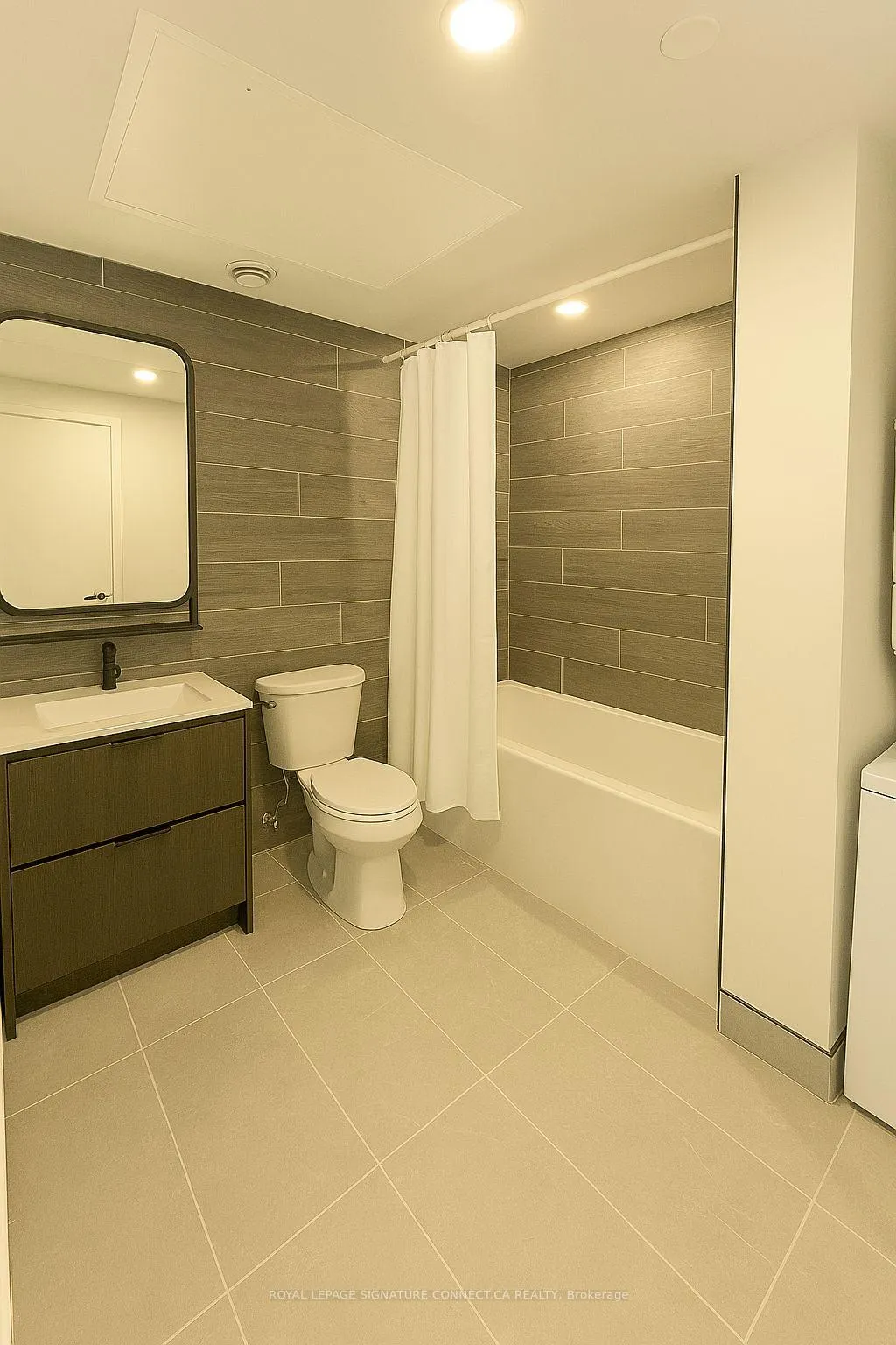 Photo 13 of Unit 435, 1050 Eastern Avenue, Toronto, Greenwood-Coxwell — HOMEH