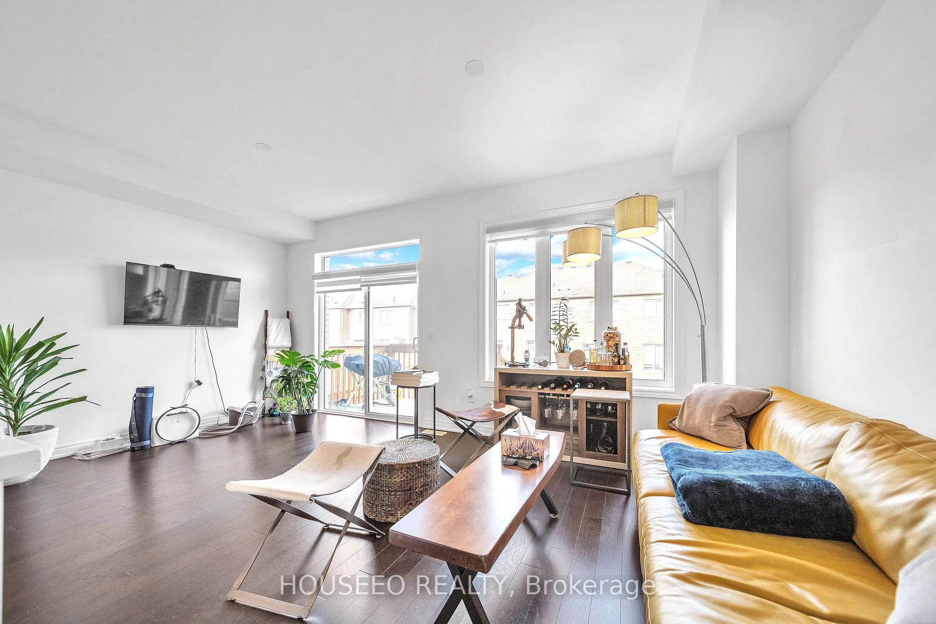 Photo 14 of 1077 Garner Road E, Hamilton, Meadowlands — HOMEH