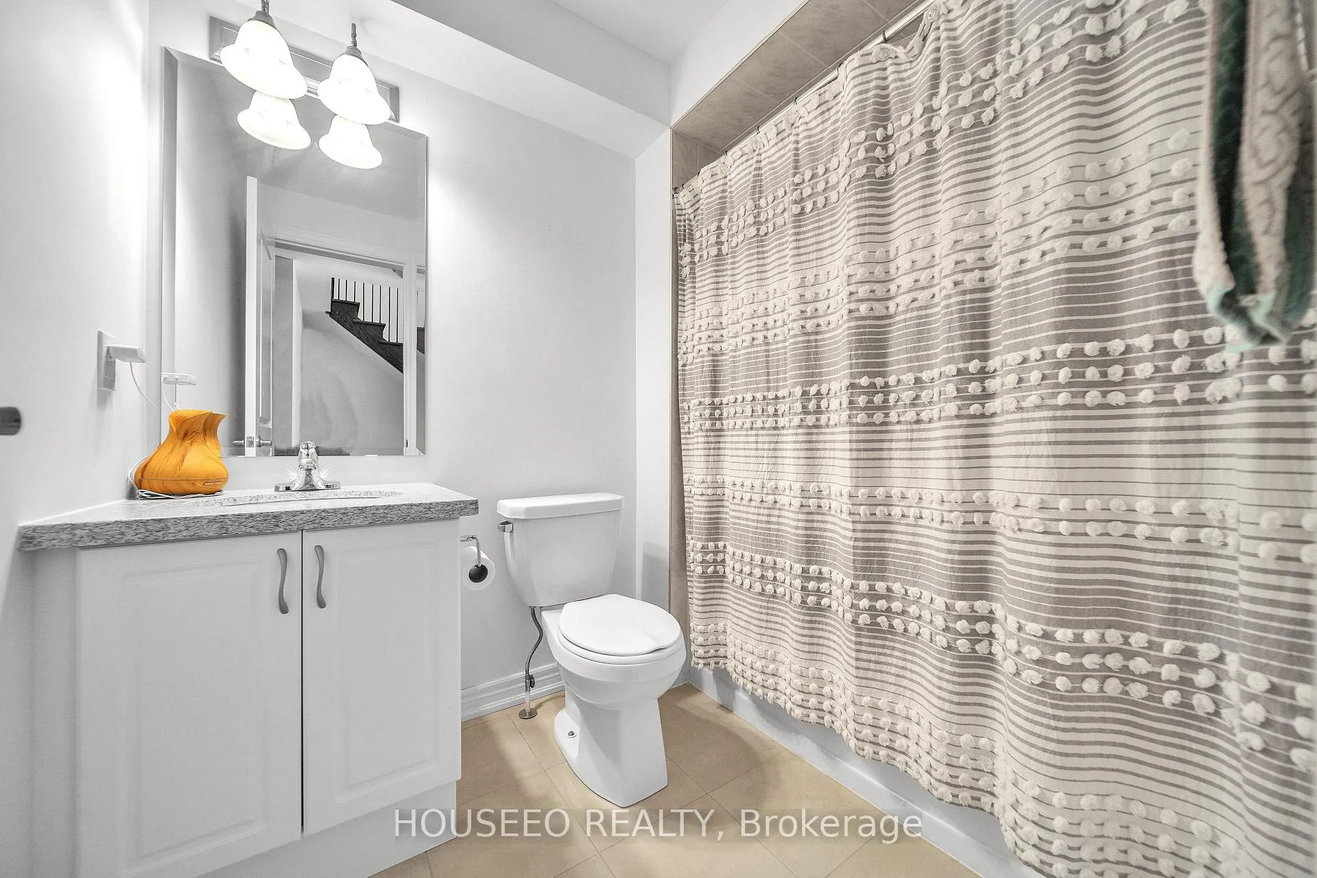 Photo 25 of 1077 Garner Road E, Hamilton, Meadowlands — HOMEH