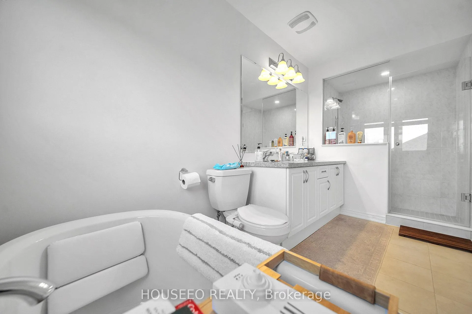 Photo 31 of 1077 Garner Road E, Hamilton, Meadowlands — HOMEH