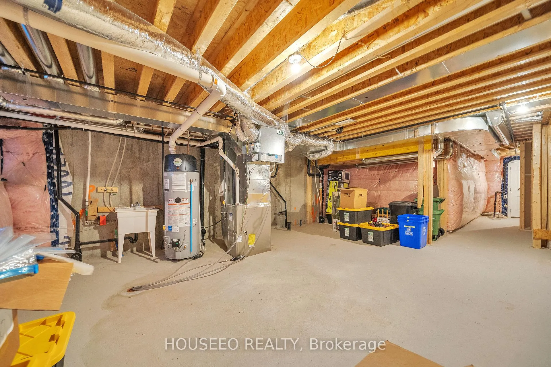 Photo 41 of 1077 Garner Road E, Hamilton, Meadowlands — HOMEH