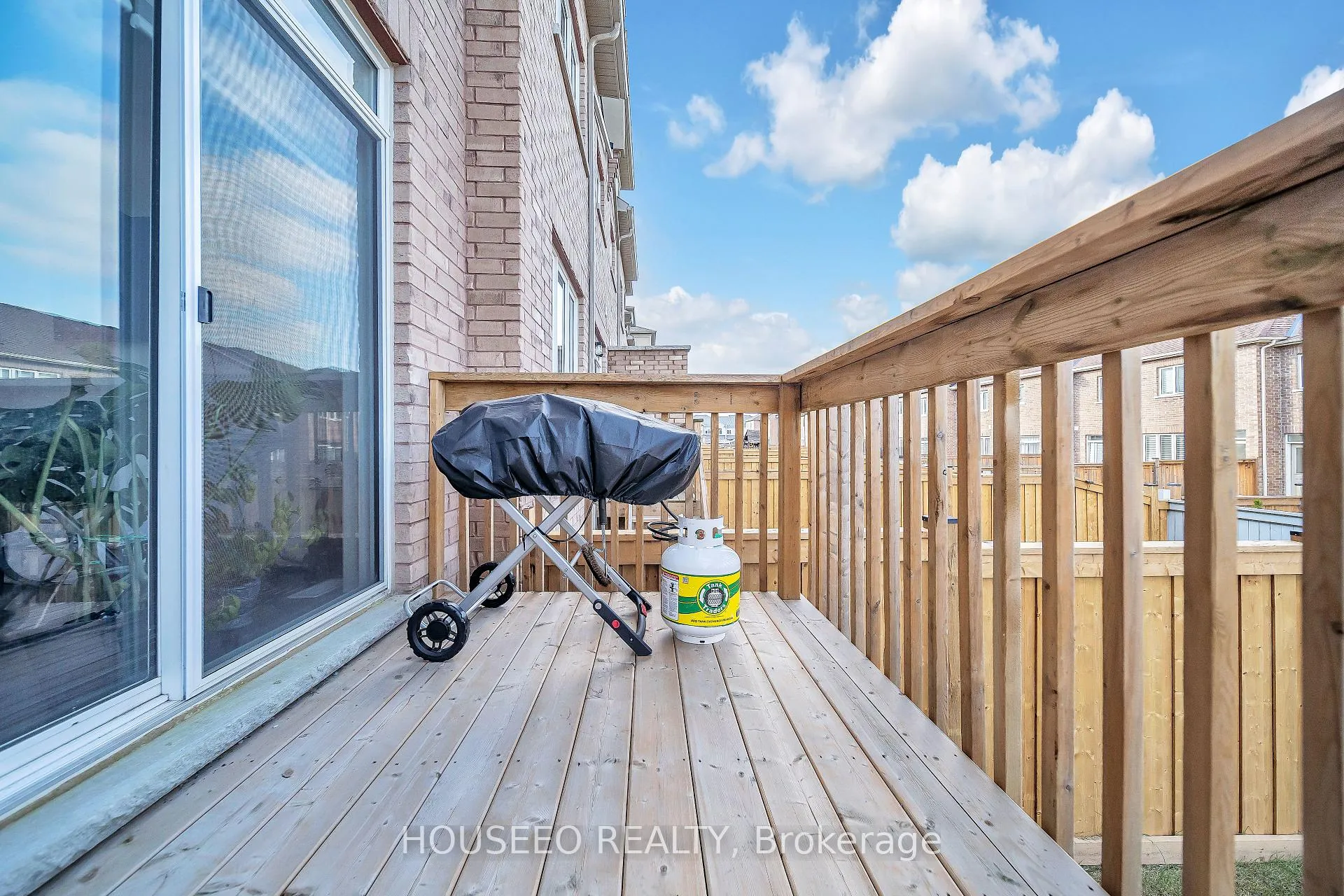 Photo 42 of 1077 Garner Road E, Hamilton, Meadowlands — HOMEH
