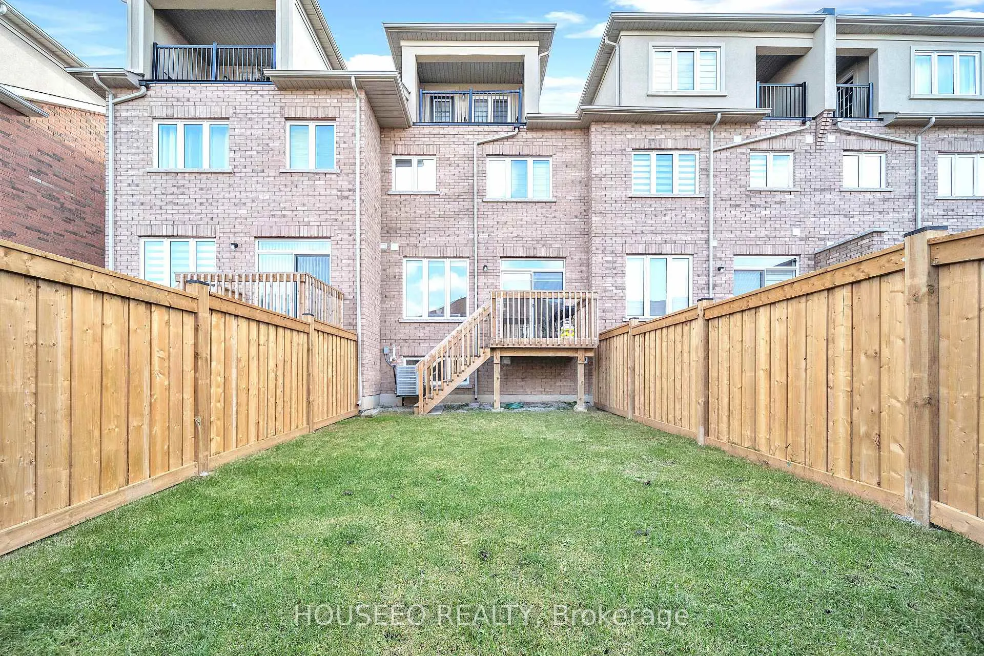 Photo 43 of 1077 Garner Road E, Hamilton, Meadowlands — HOMEH