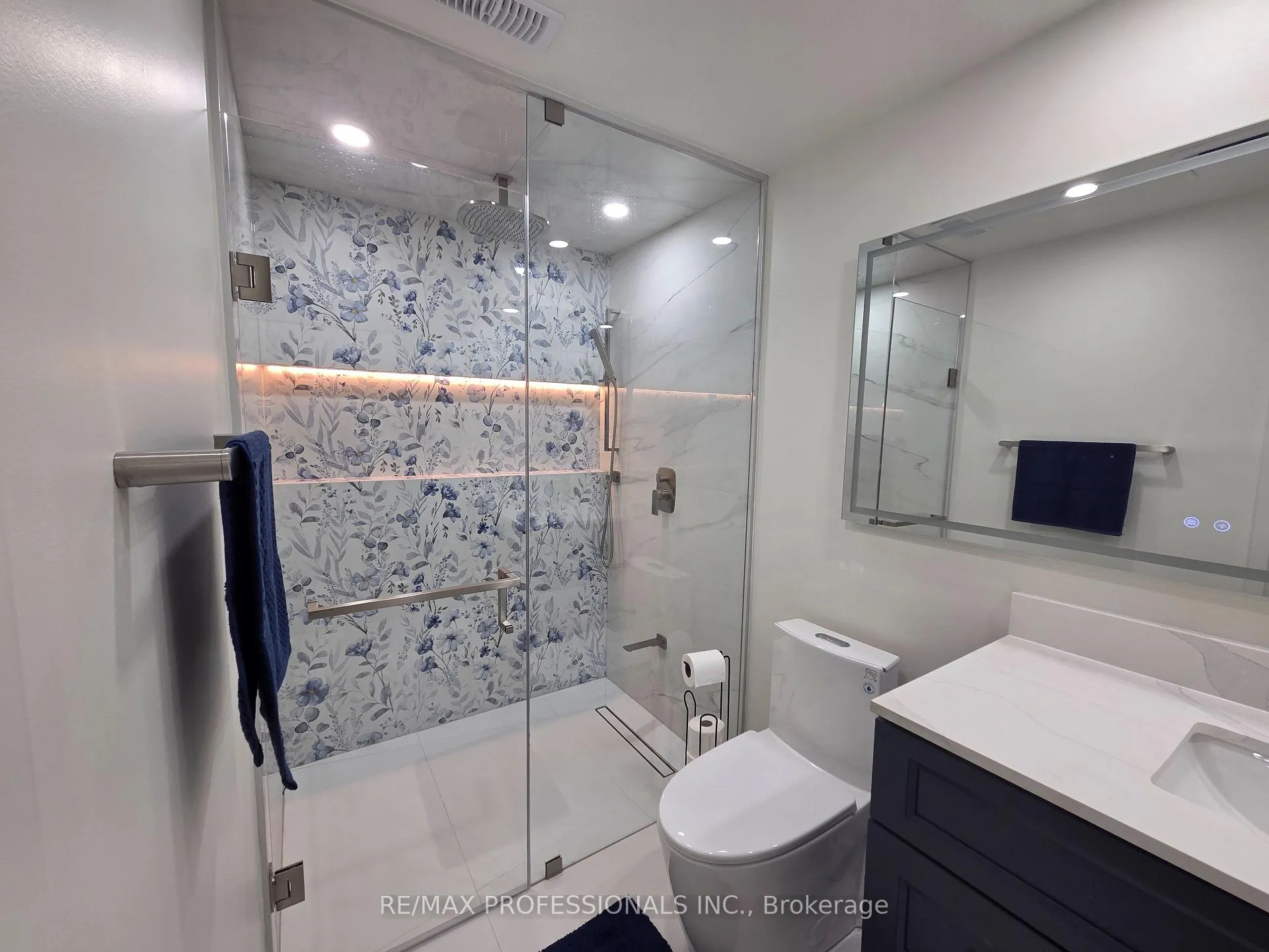 Photo 4 of Unit 2, 63 Brisdale Drive, Brampton, Fletcher's Meadow — HOMEH
