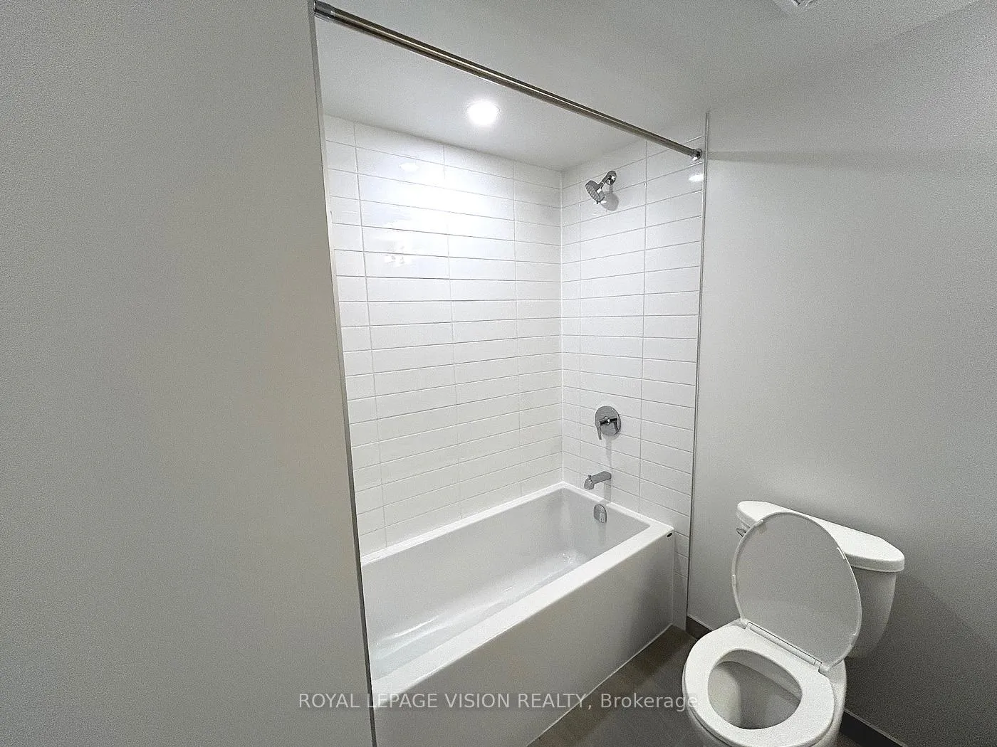 Photo 8 of Unit 1103, 357 King Street W, Toronto, Waterfront Communities — HOMEH