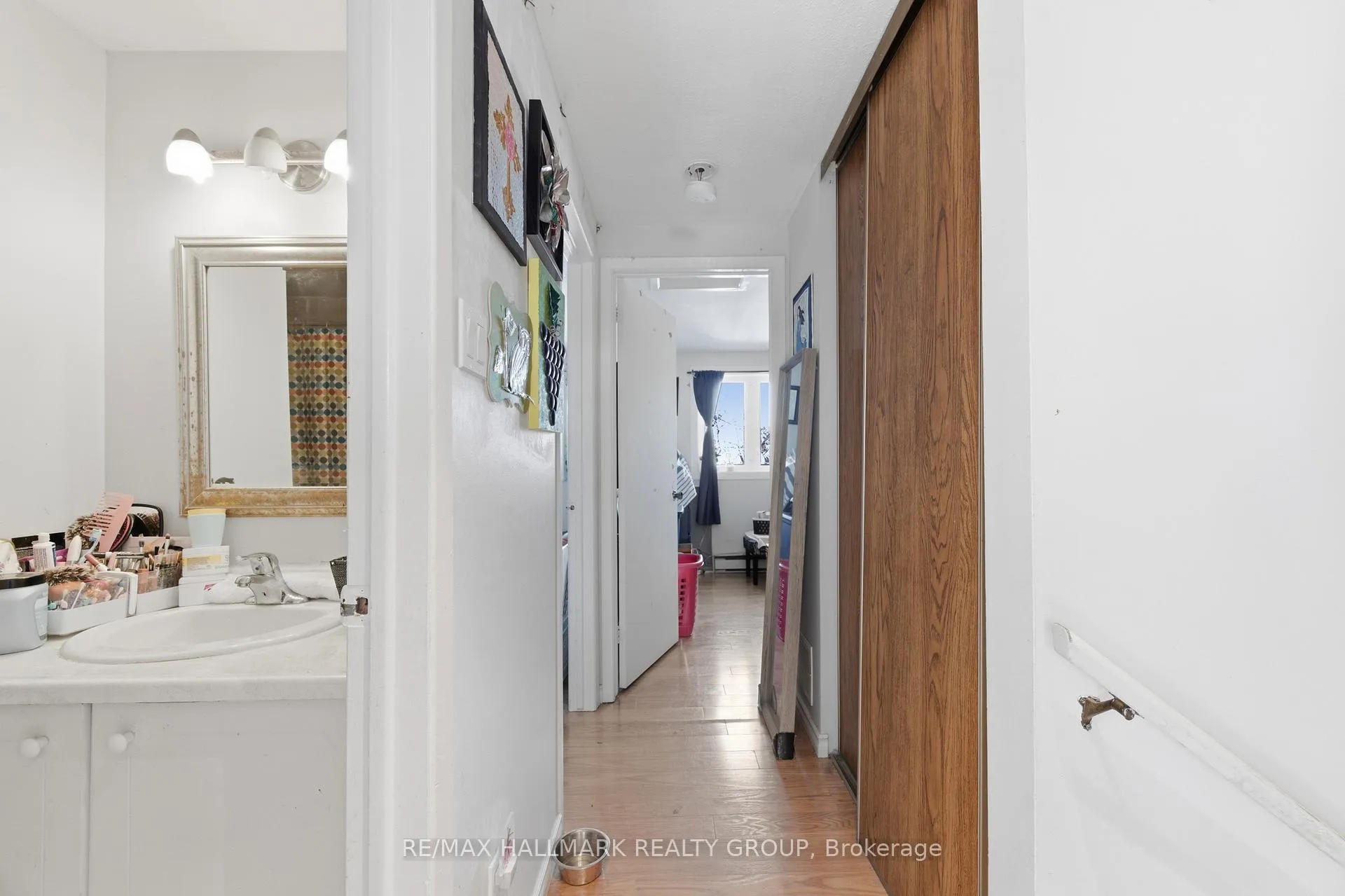 Photo 19 of Unit 9, 1378 Lily Lane, Ottawa, Pineview — HOMEH