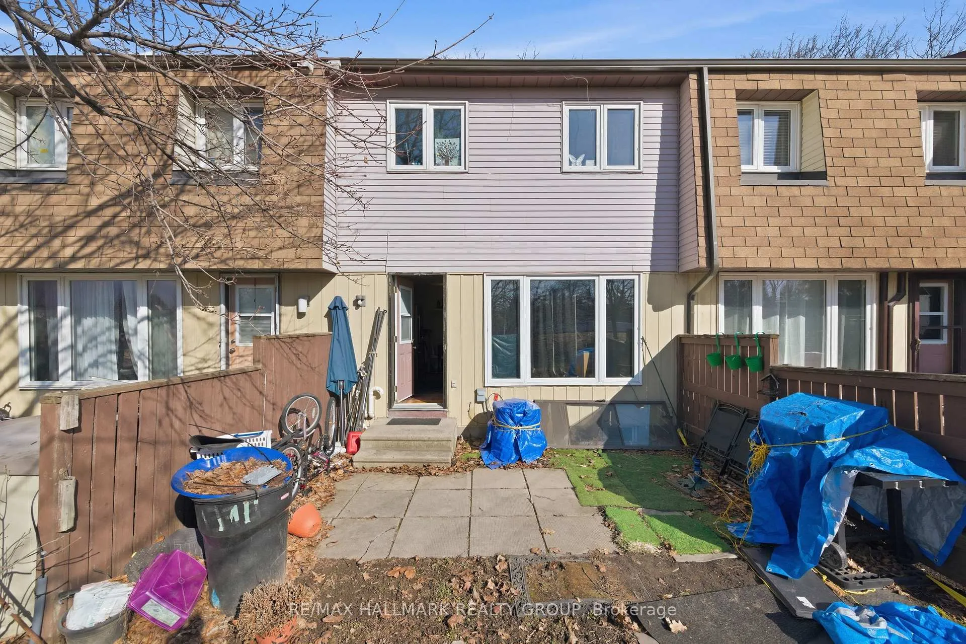 Photo 32 of Unit 9, 1378 Lily Lane, Ottawa, Pineview — HOMEH