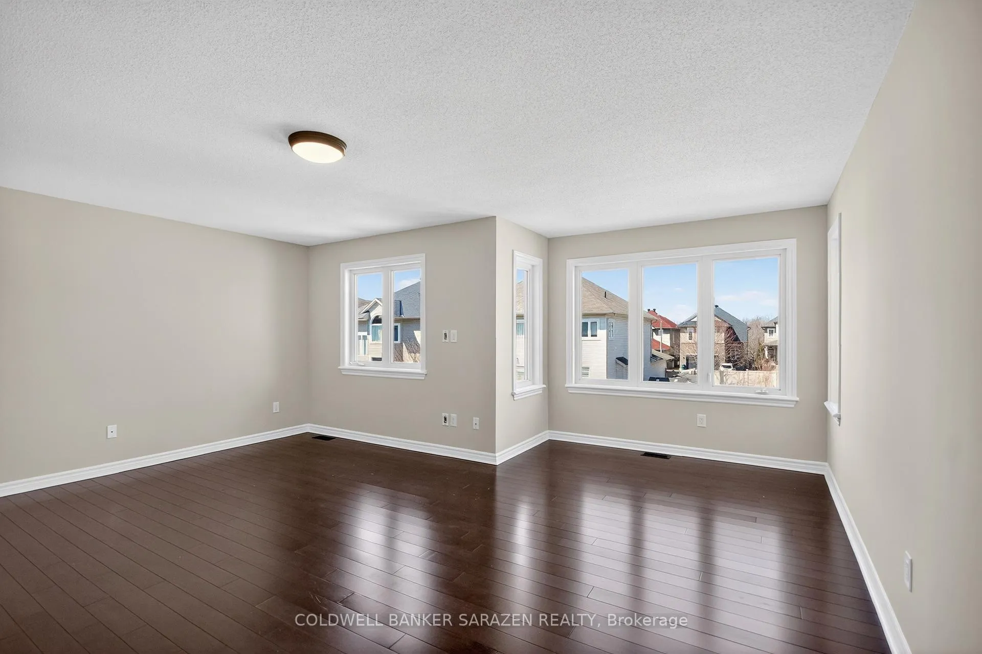 Photo 31 of 147 August Lily Crescent, Ottawa, Riverside South/Gloucester Glen — HOMEH