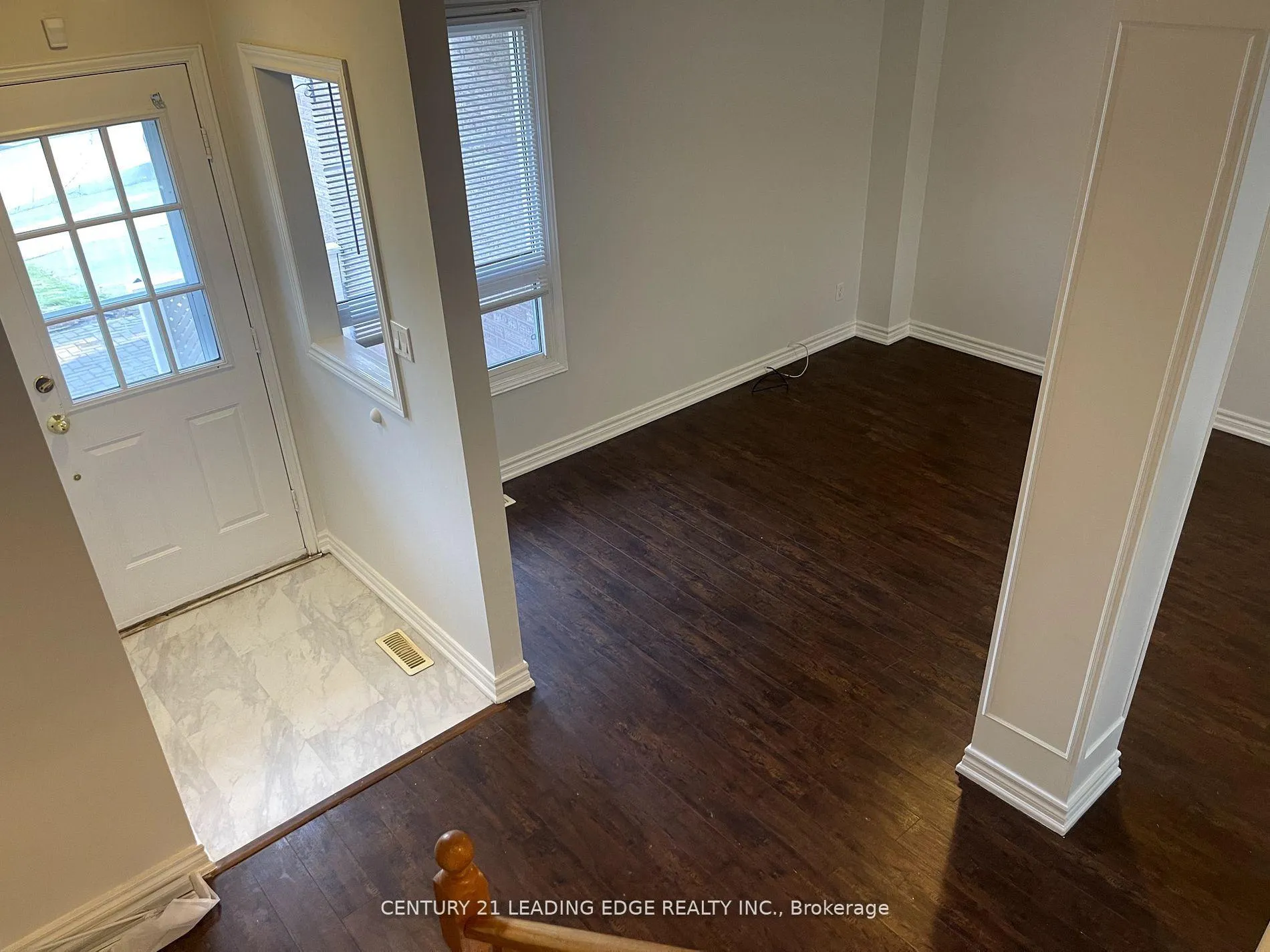 Photo 2 of 5 Trawley Crescent, Ajax, Central — HOMEH