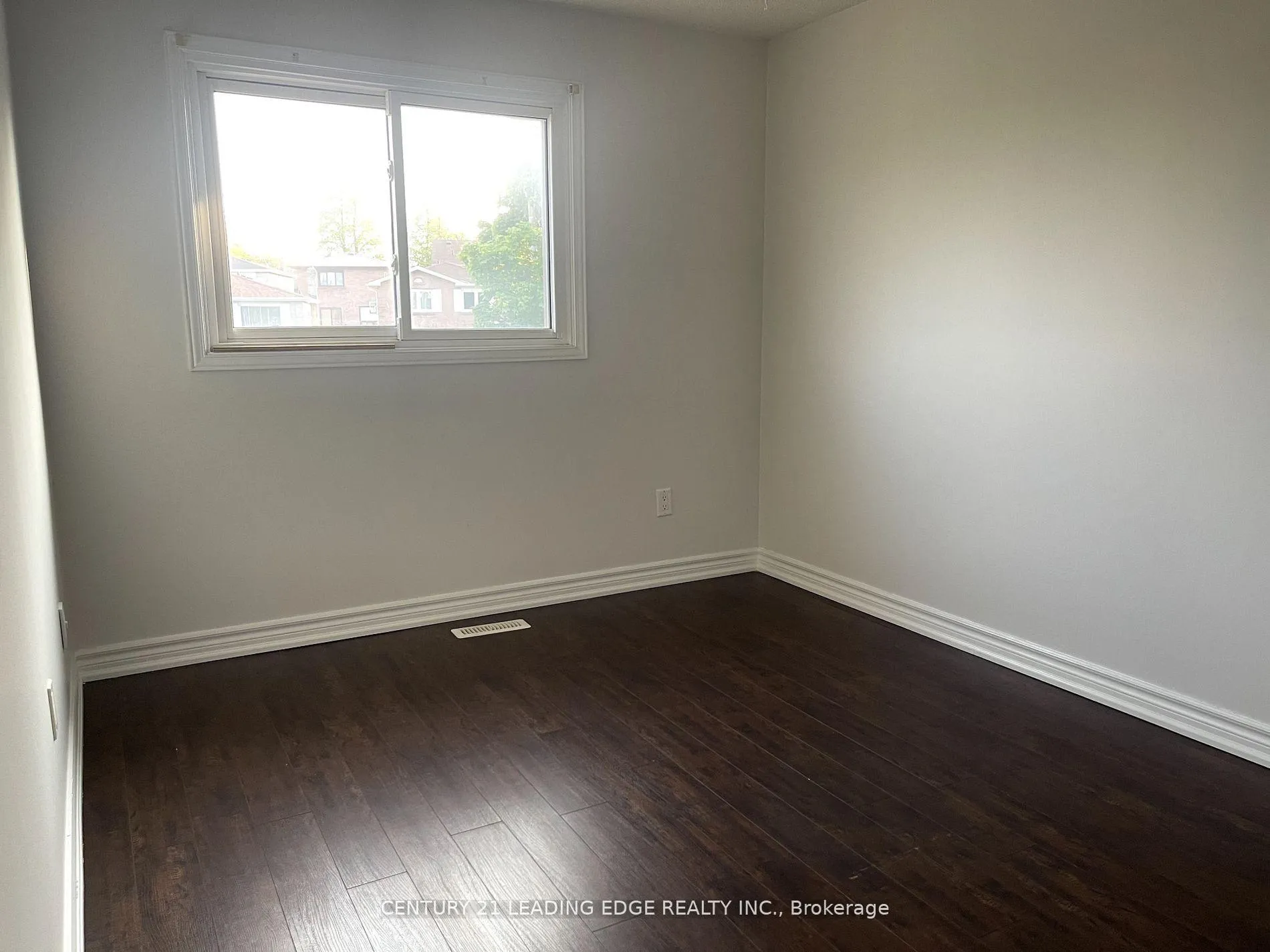 Photo 20 of 5 Trawley Crescent, Ajax, Central — HOMEH