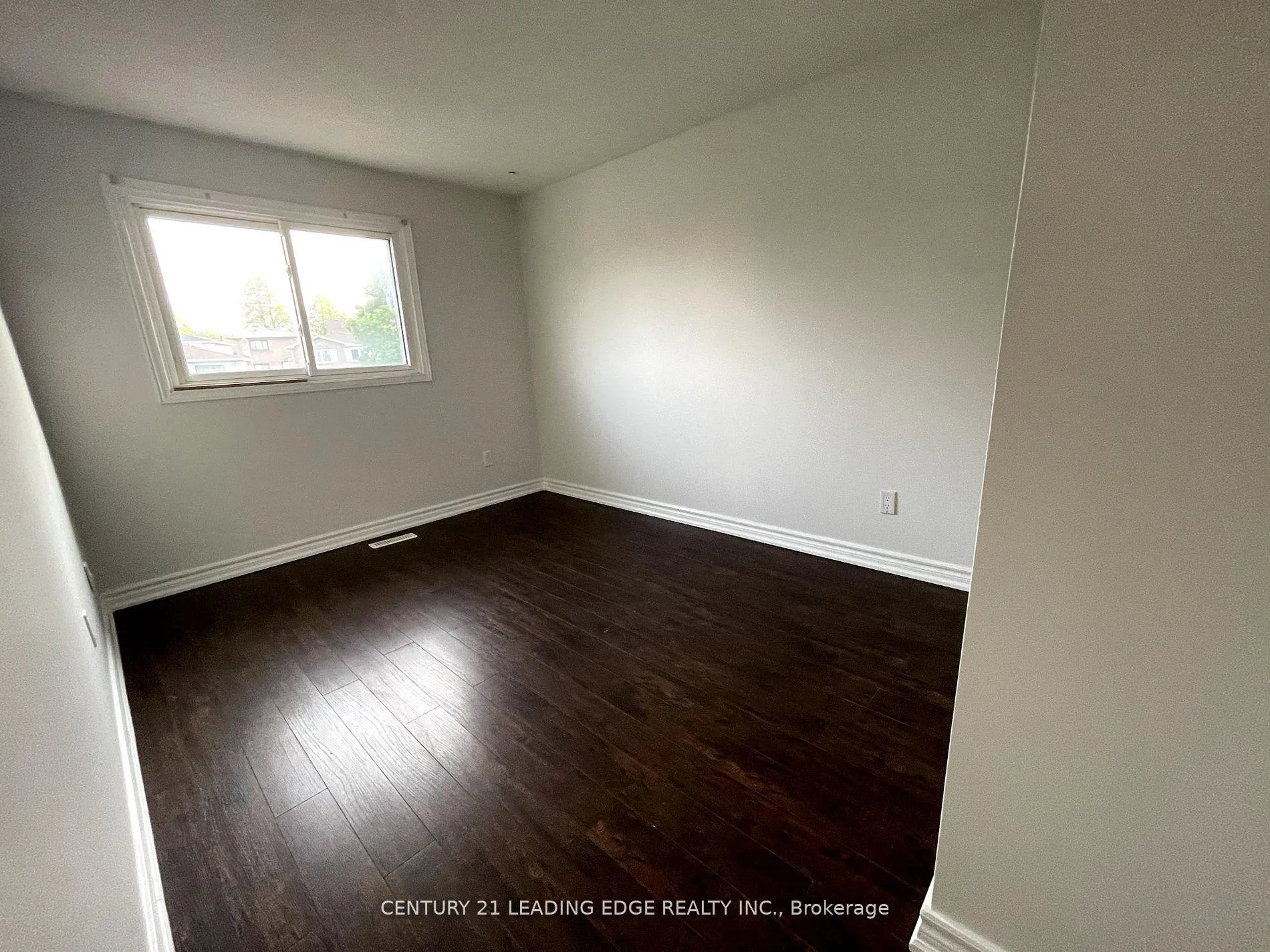 Photo 22 of 5 Trawley Crescent, Ajax, Central — HOMEH