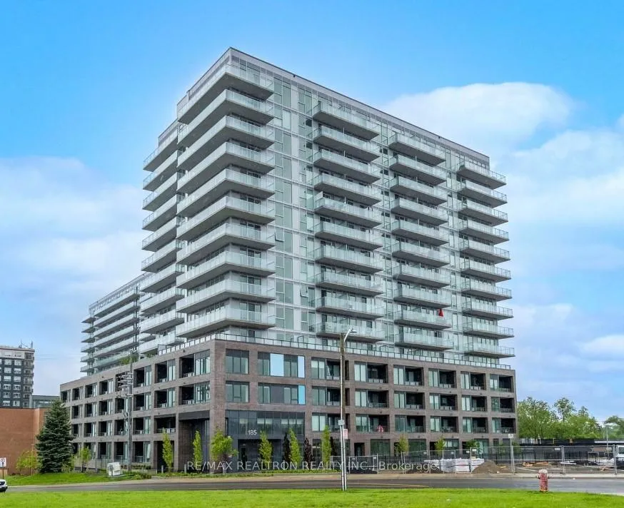Front of Unit 301, 185 Deerfield Road