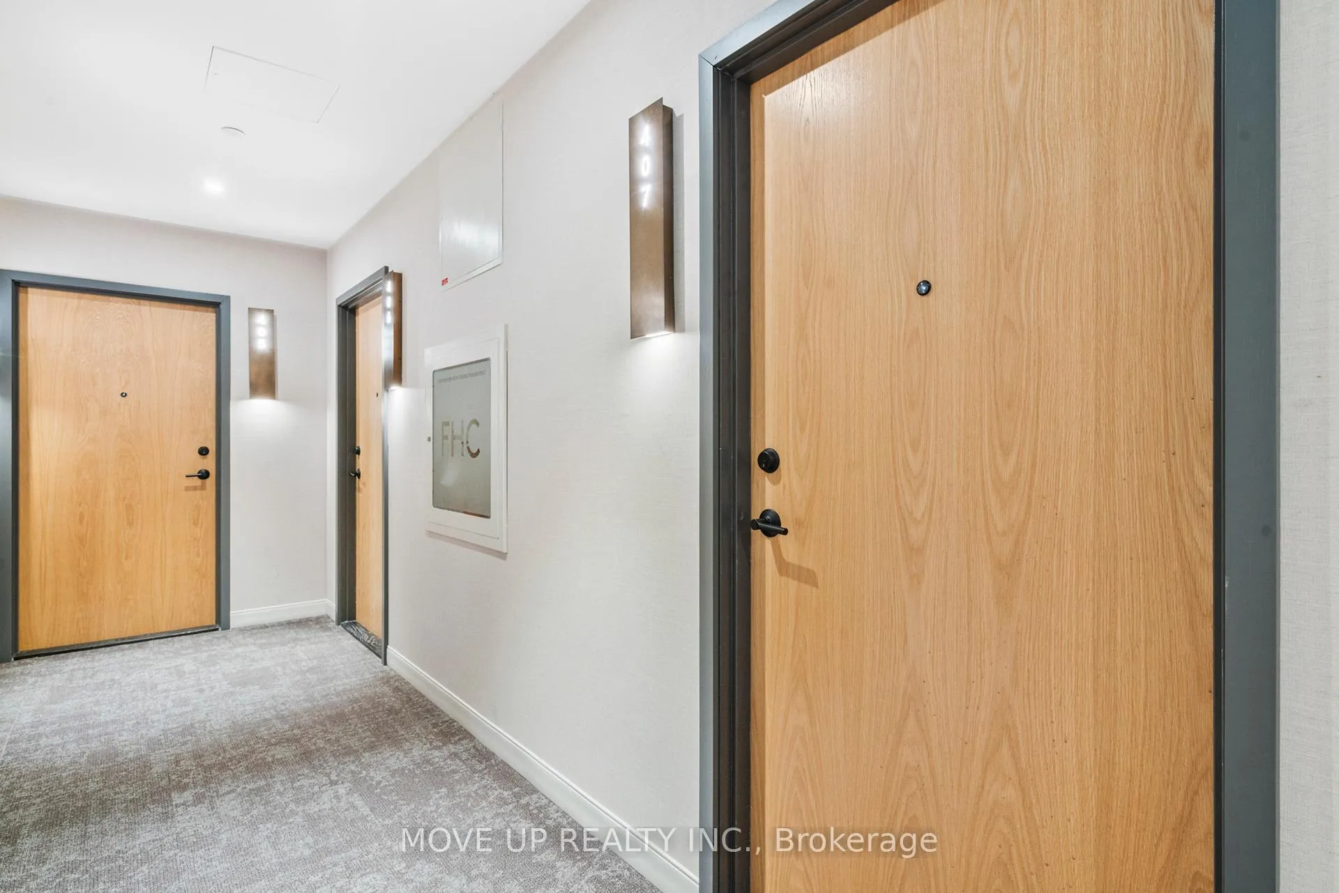 Photo 4 of Unit 407, 8 Beverley Glen Boulevard, Vaughan, Beverley Glen — HOMEH