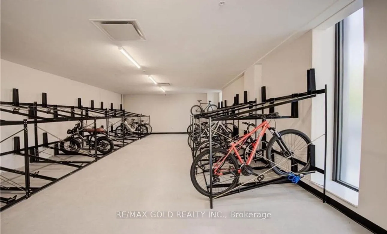 Photo 12 of Unit 1302, 741 King Street, Kitchener, KW Hospital — HOMEH