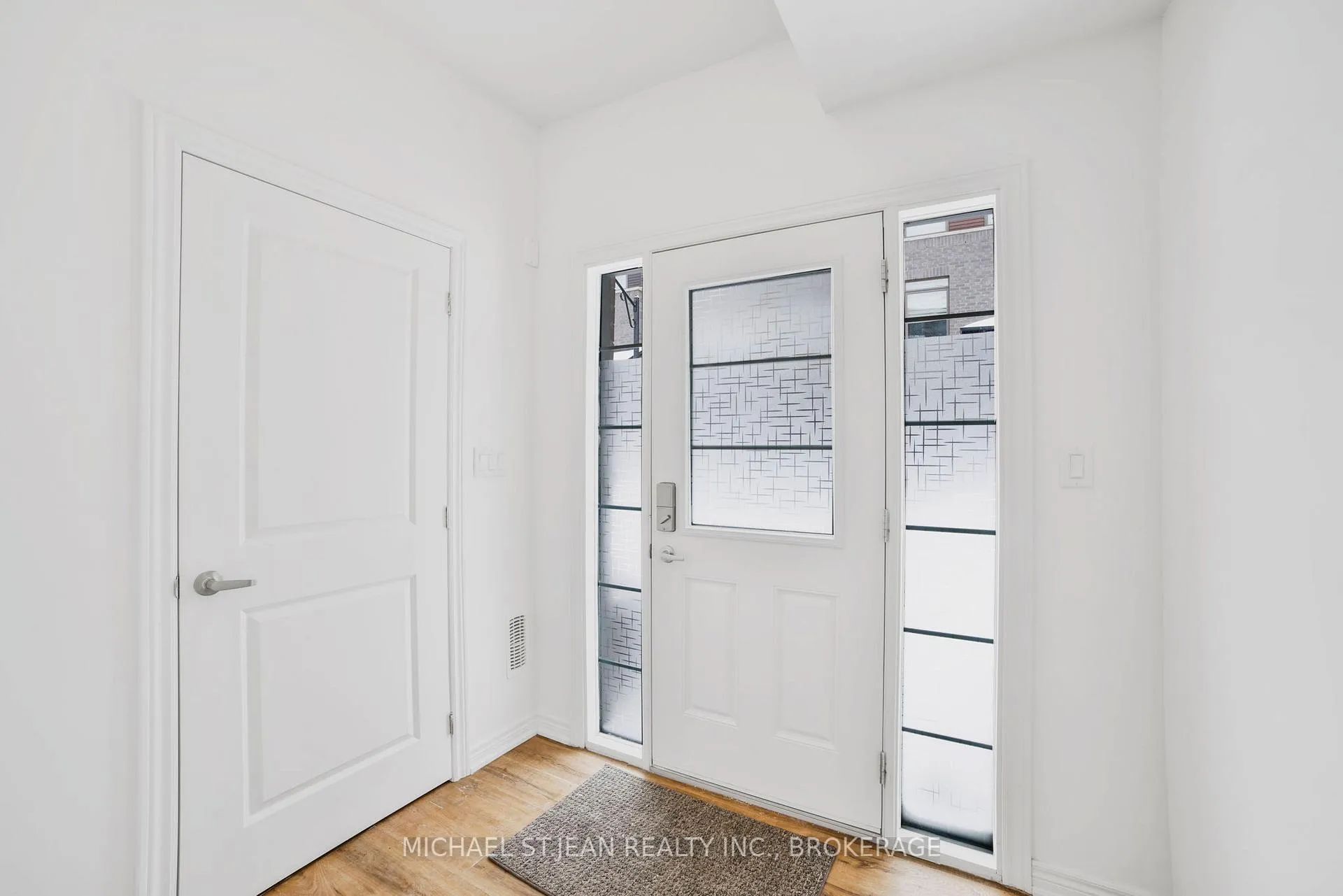 Photo 7 of Unit 70, 575 Woodward Avenue, Hamilton, Parkview — HOMEH
