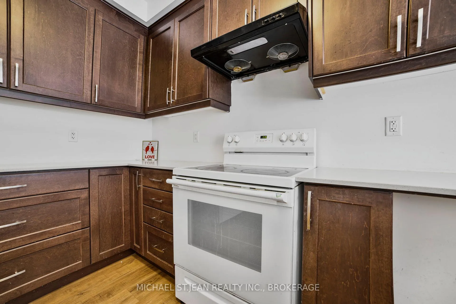 Photo 18 of Unit 70, 575 Woodward Avenue, Hamilton, Parkview — HOMEH