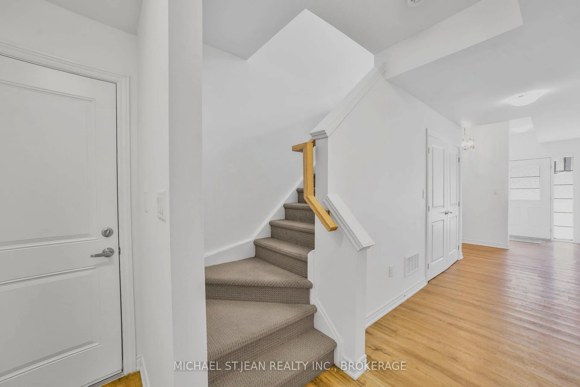 Photo 22 of Unit 70, 575 Woodward Avenue, Hamilton, Parkview — HOMEH
