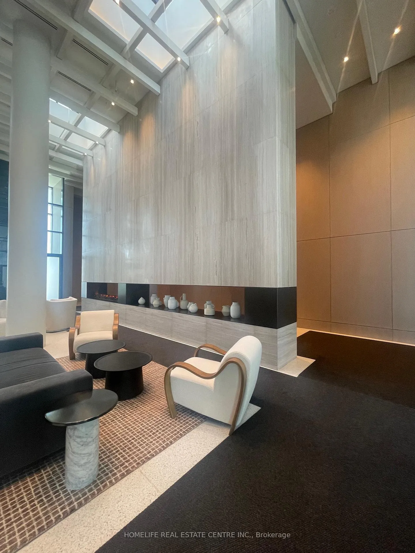 Photo 4 of Unit 2103, 225 Commerce Street, Vaughan, Vaughan Corporate Centre — HOMEH
