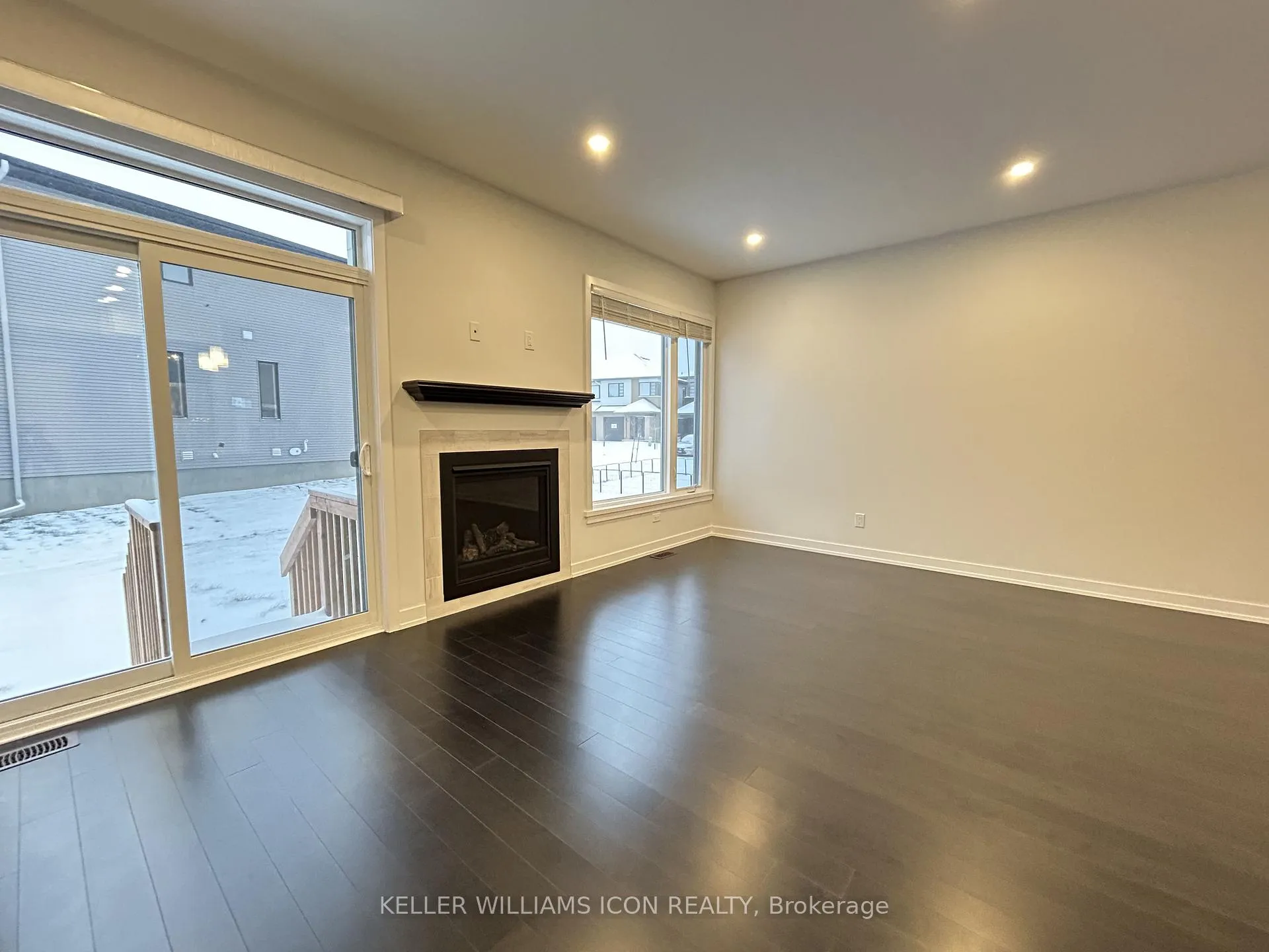 Photo 7 of 383 Mango Street, Ottawa, Riverside South/Gloucester Glen — HOMEH