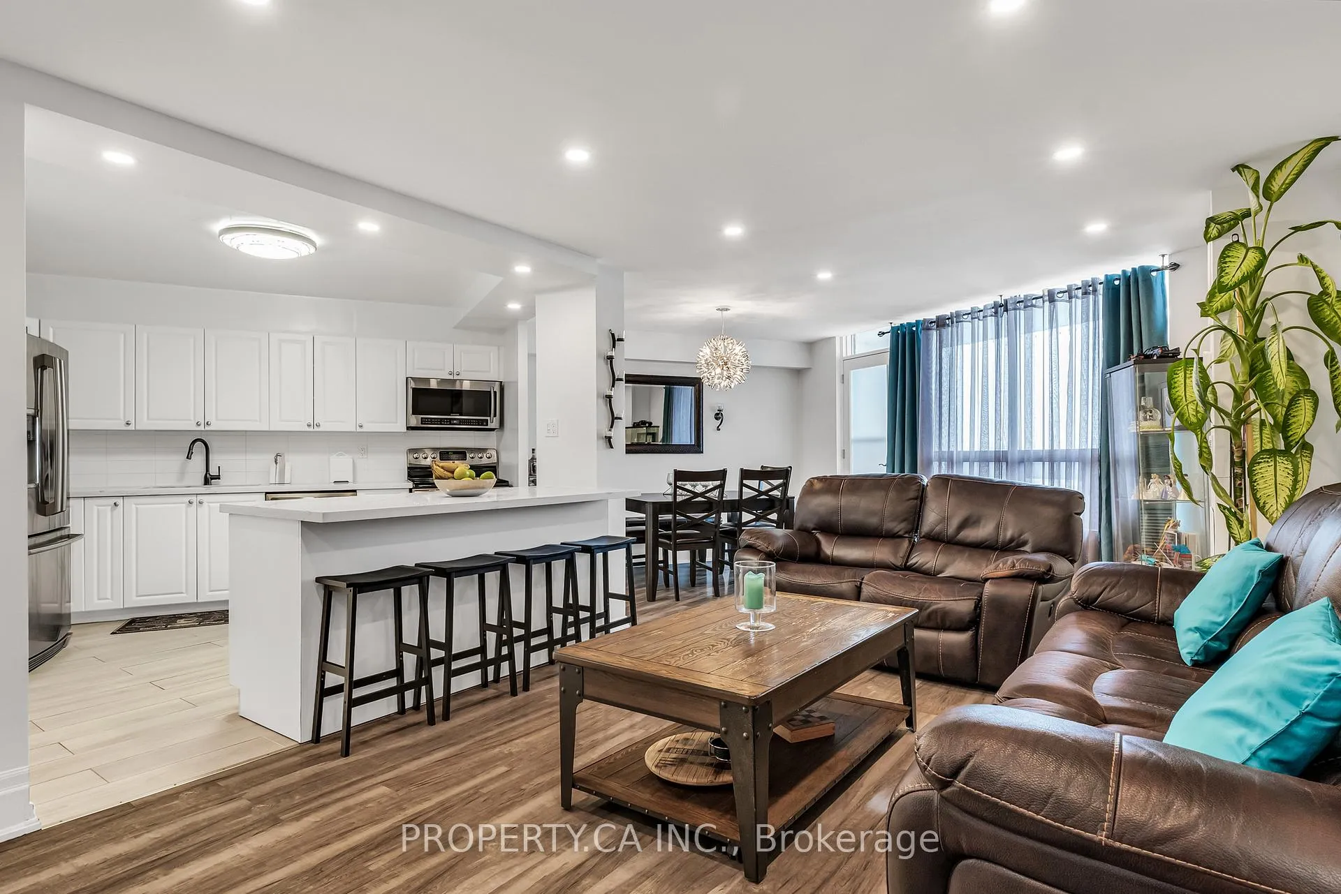 Photo 1 of Unit 1112, 20 Edgecliff Golfway, Toronto, Flemingdon Park — HOMEH