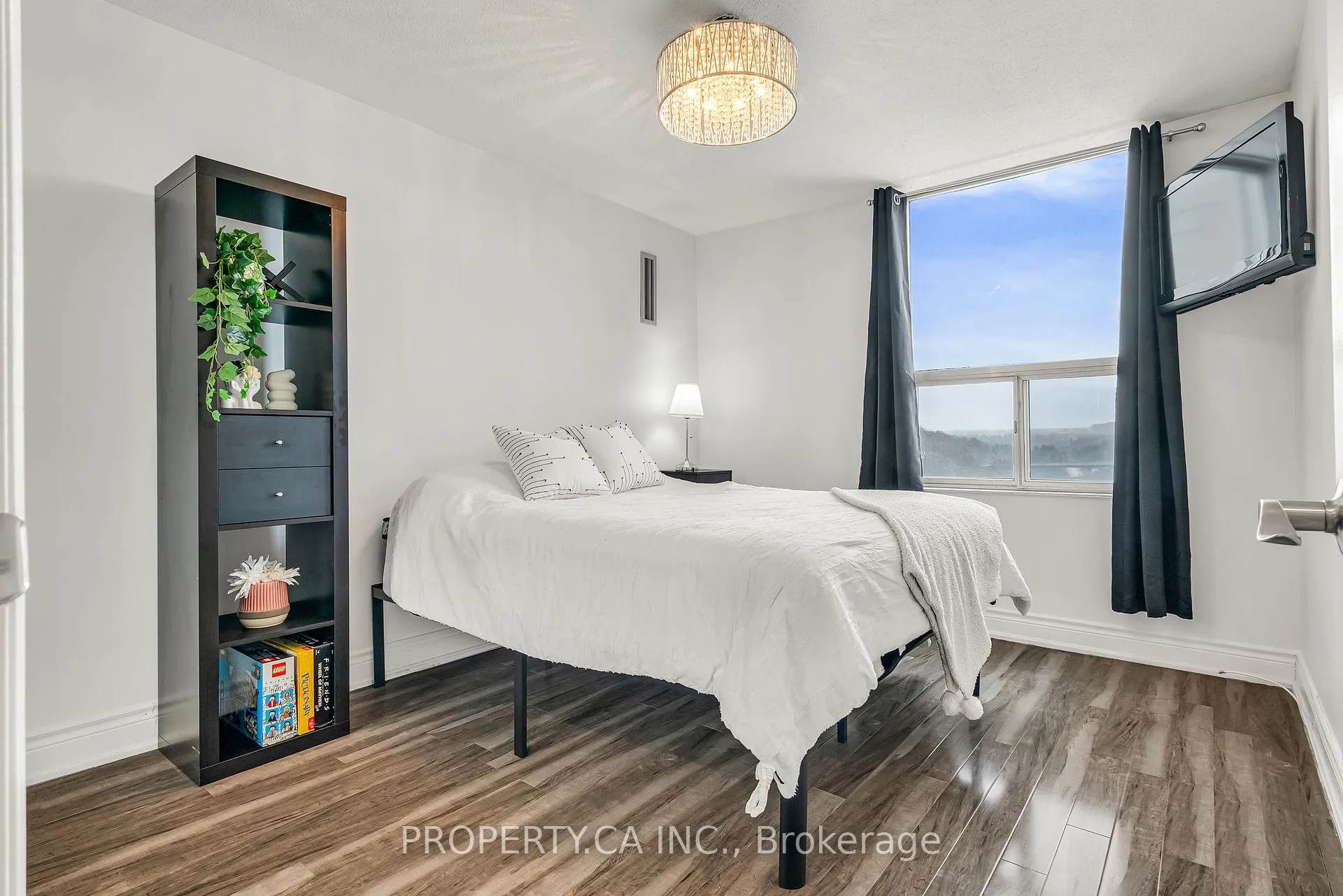 Photo 11 of Unit 1112, 20 Edgecliff Golfway, Toronto, Flemingdon Park — HOMEH