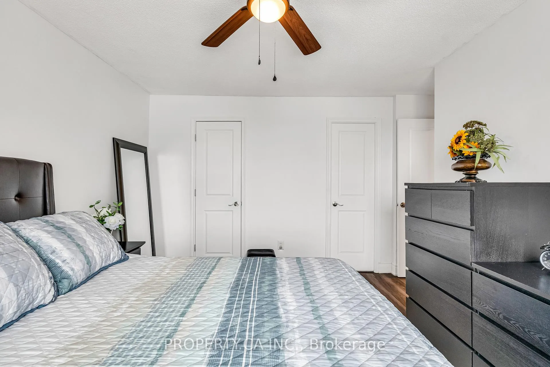Photo 18 of Unit 1112, 20 Edgecliff Golfway, Toronto, Flemingdon Park — HOMEH