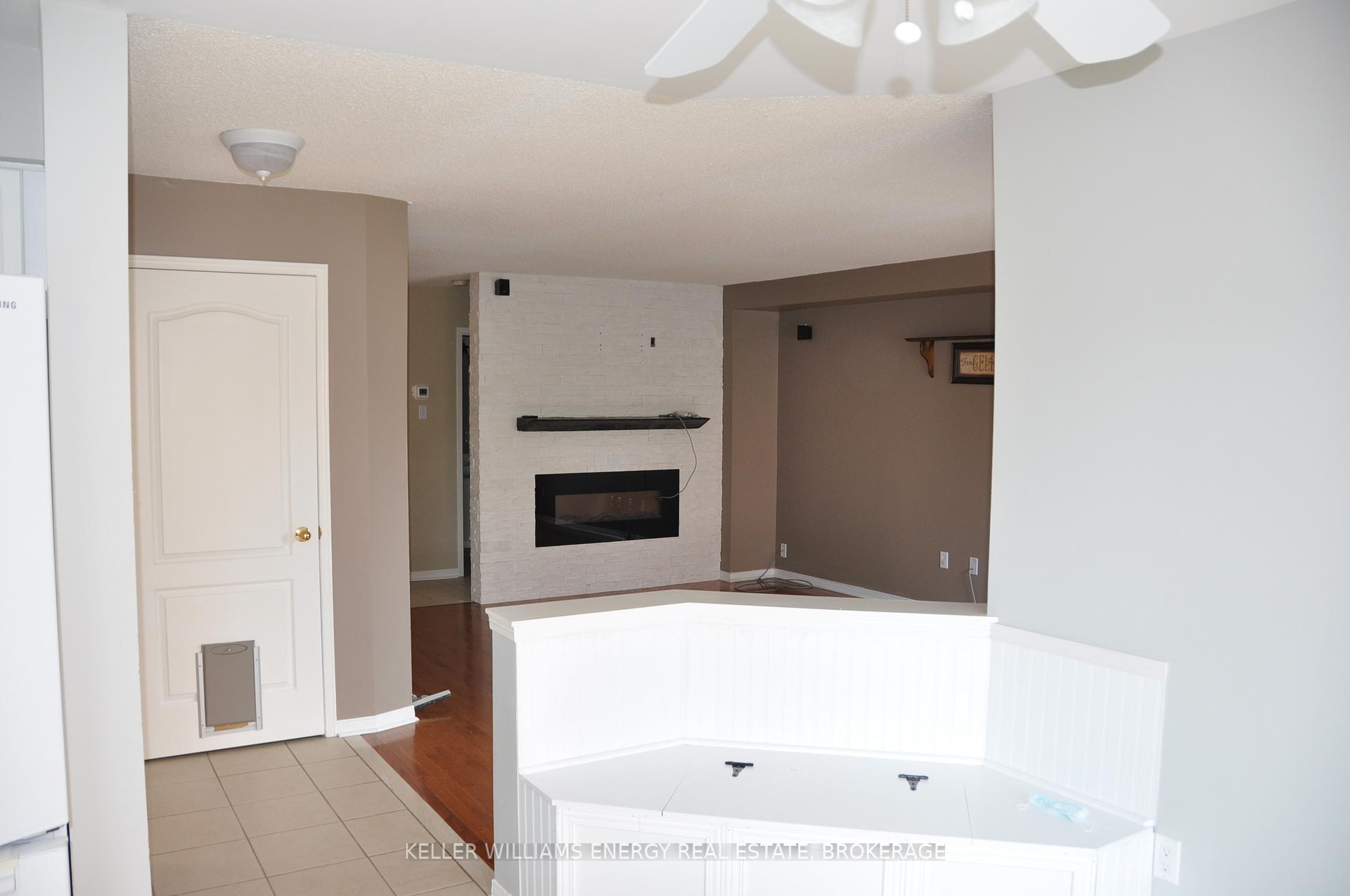 Photo 3 of 89 Bloom Avenue, Clarington, Newcastle — HOMEH