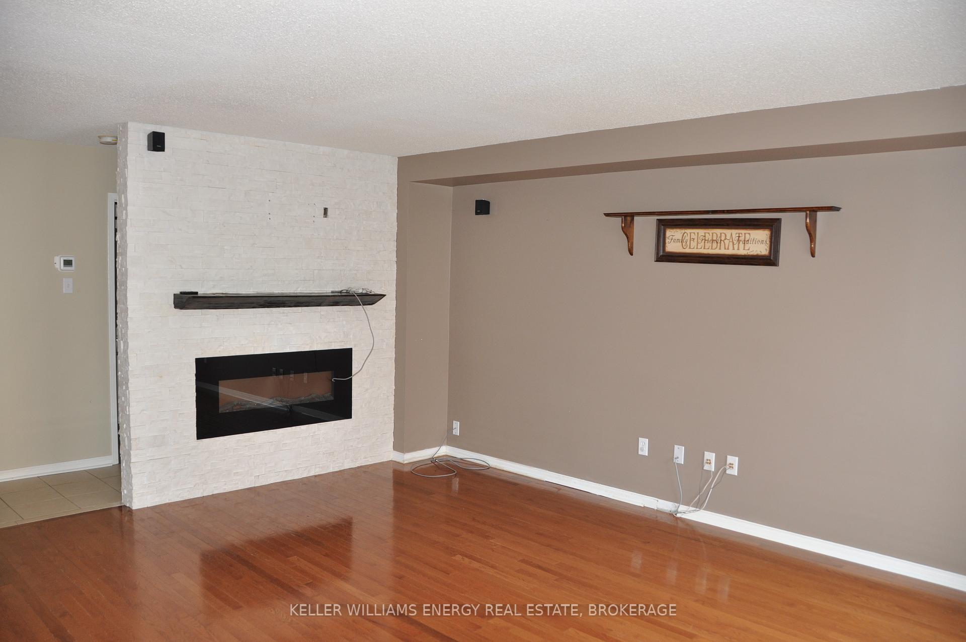 Photo 5 of 89 Bloom Avenue, Clarington, Newcastle — HOMEH