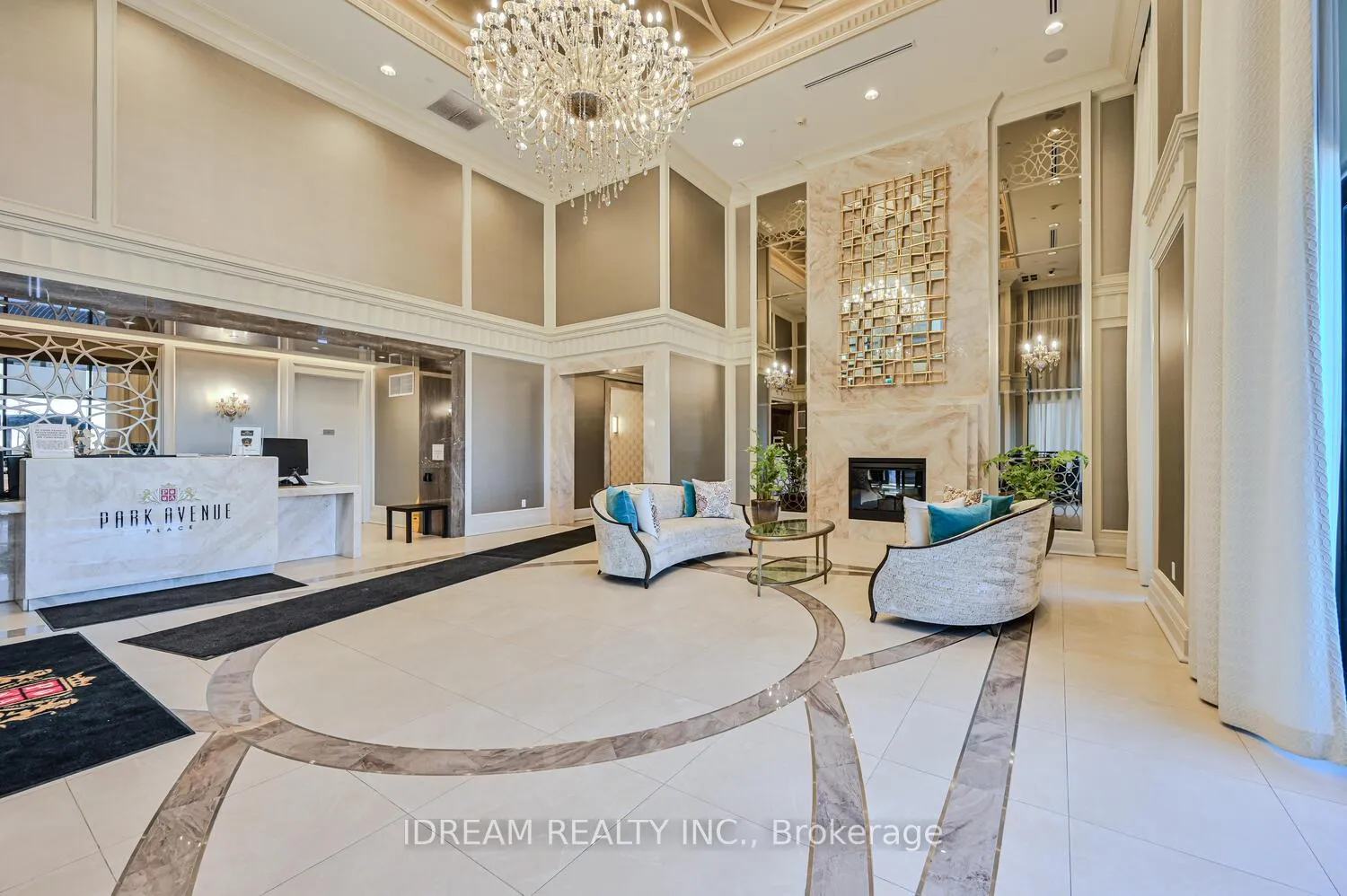 Photo 4 of Unit 518, 9085 Jane Street, Vaughan, Concord — HOMEH